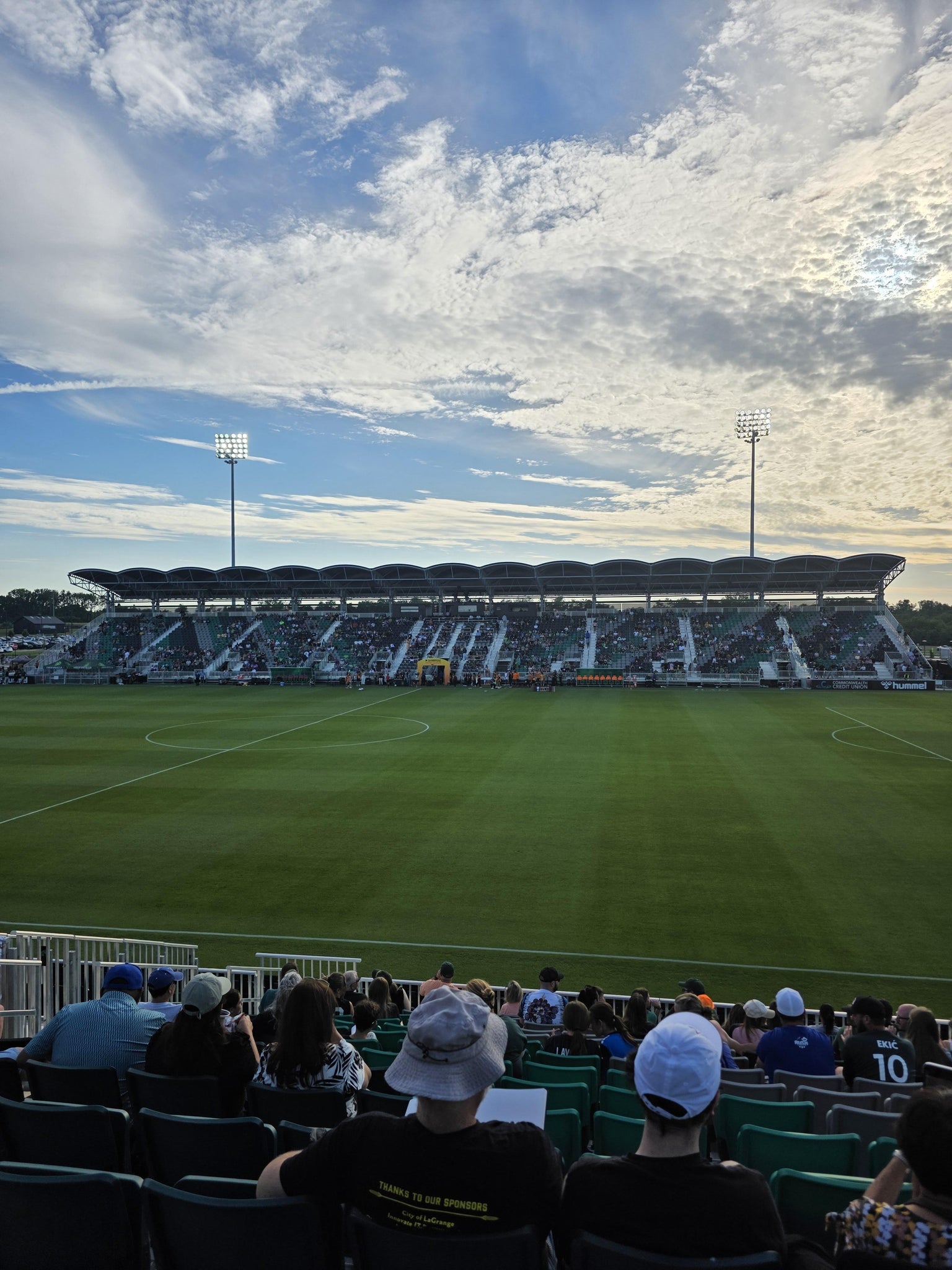 Vue réelle des fans prise de la Section 123 au site Lexington Sporting Club Stadium par Erica D