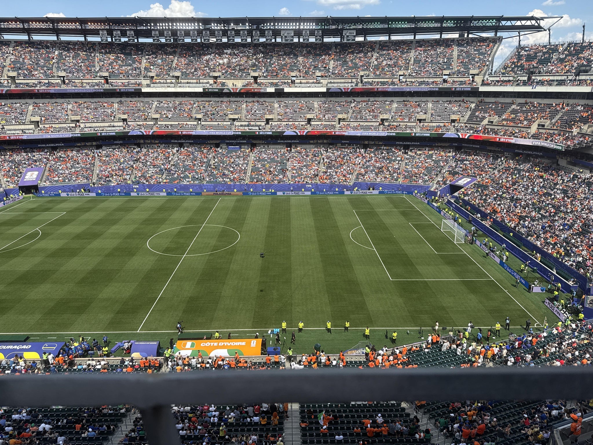 Vue réelle des fans prise de la Section 202 au site Lincoln Financial Field par Erin J