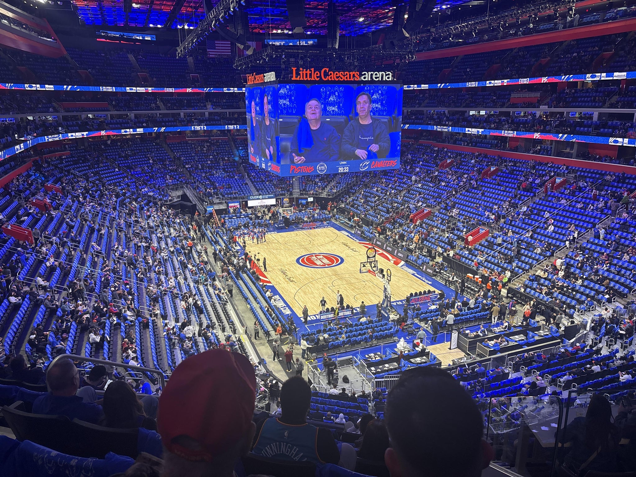 Vue réelle des fans prise de la Mezzanine 4 au site Little Caesars Arena par Sarabeswaran B