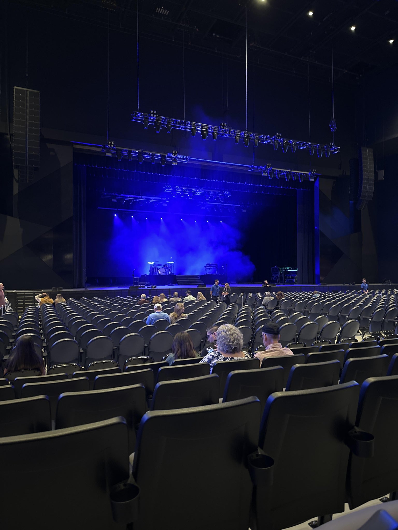 Vue réelle des fans prise de la Section 204 au site Lucas Oil Live at WinStar World Casino and Resort par Anonymous User