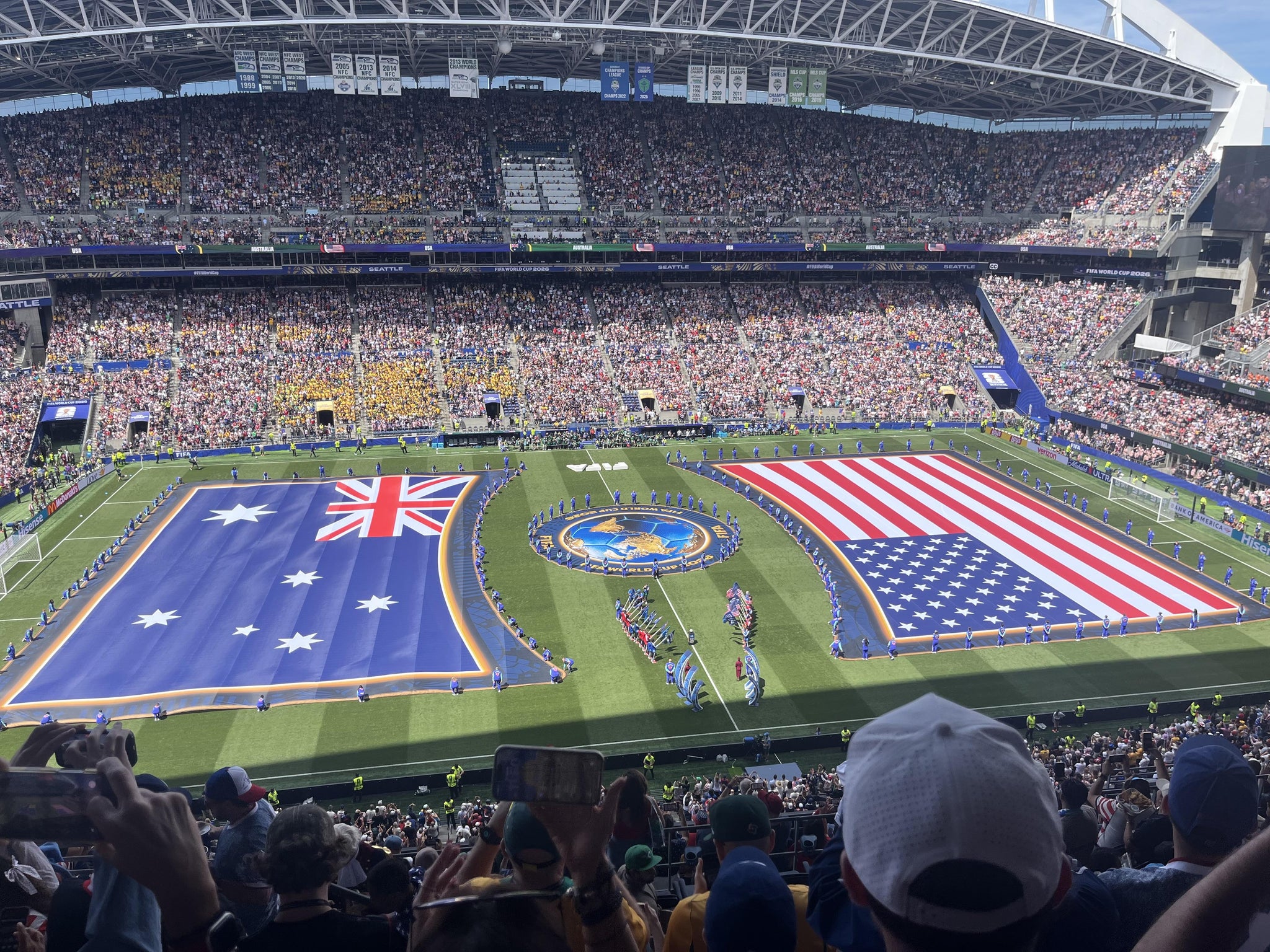 Vue réelle des fans prise de la Section 310 au site Lumen Field par Anonymous User