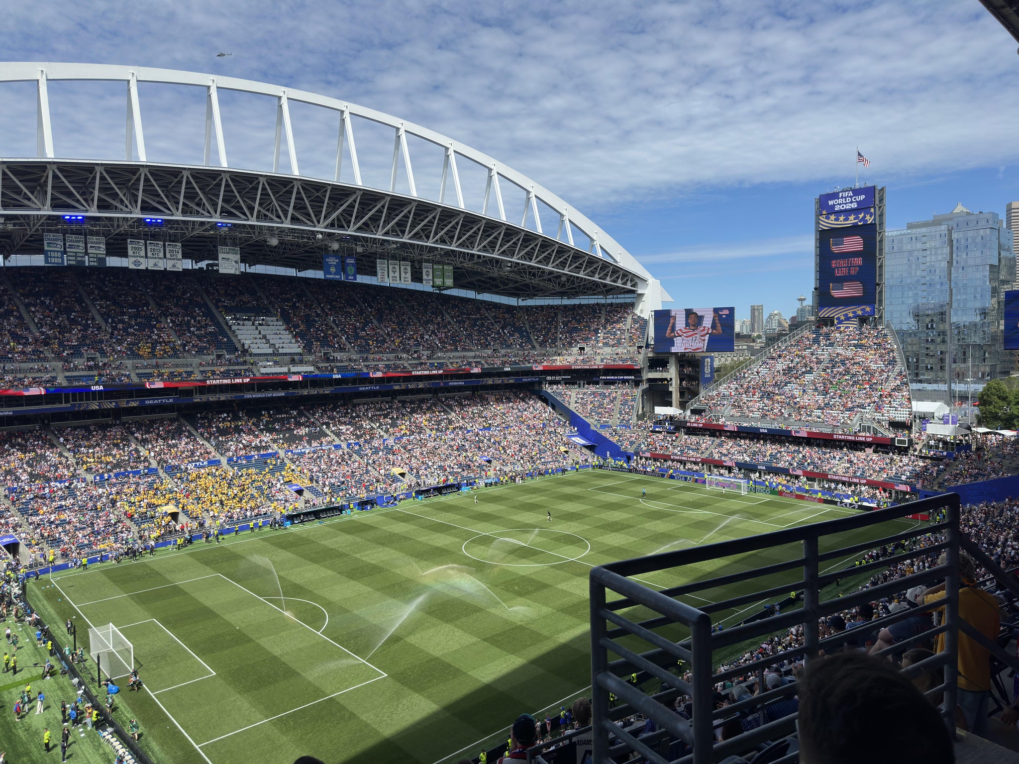 Vue réelle des fans prise de la Section 315 au site Lumen Field par Brandon B