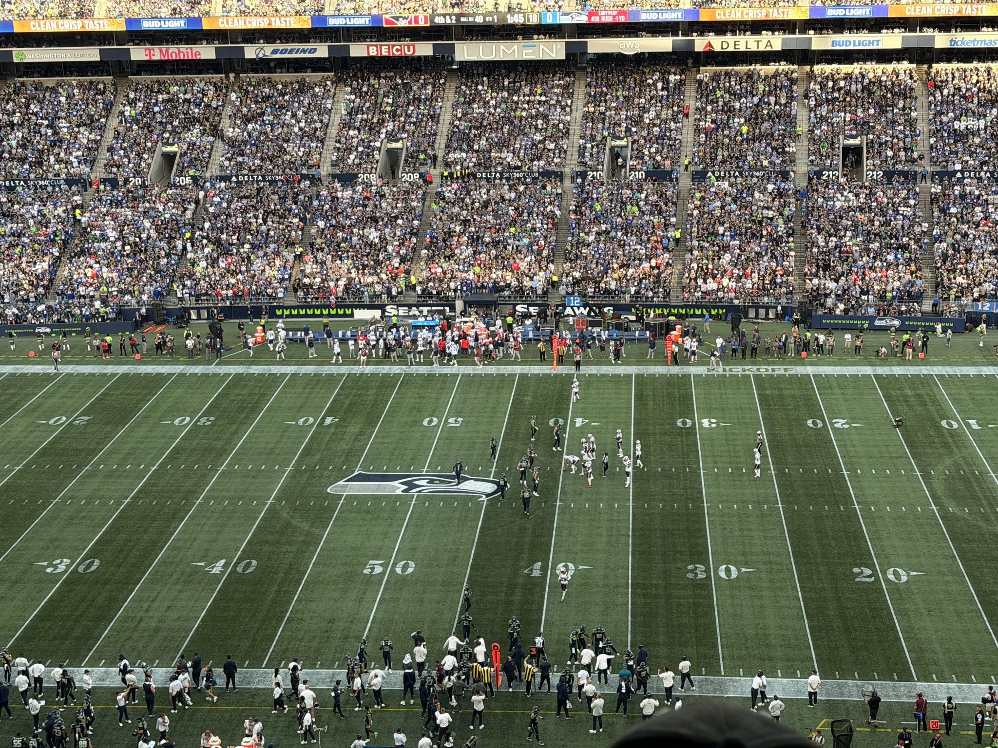 Vue réelle des fans prise de la Section 334 au site Lumen Field par Kelly R