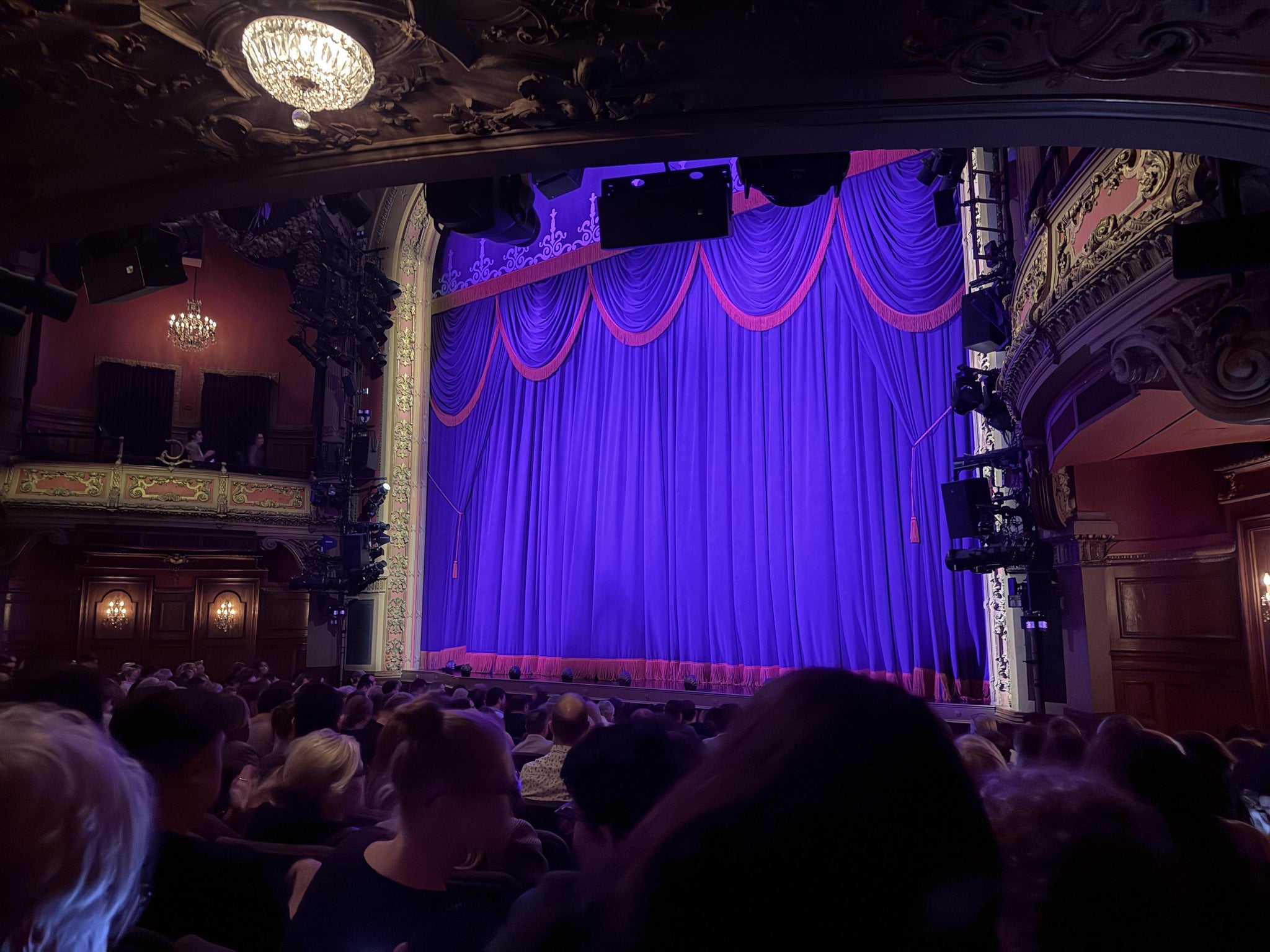 Vue réelle des fans prise de la Right Mobility Seat au site Lyceum Theatre par Tomas L