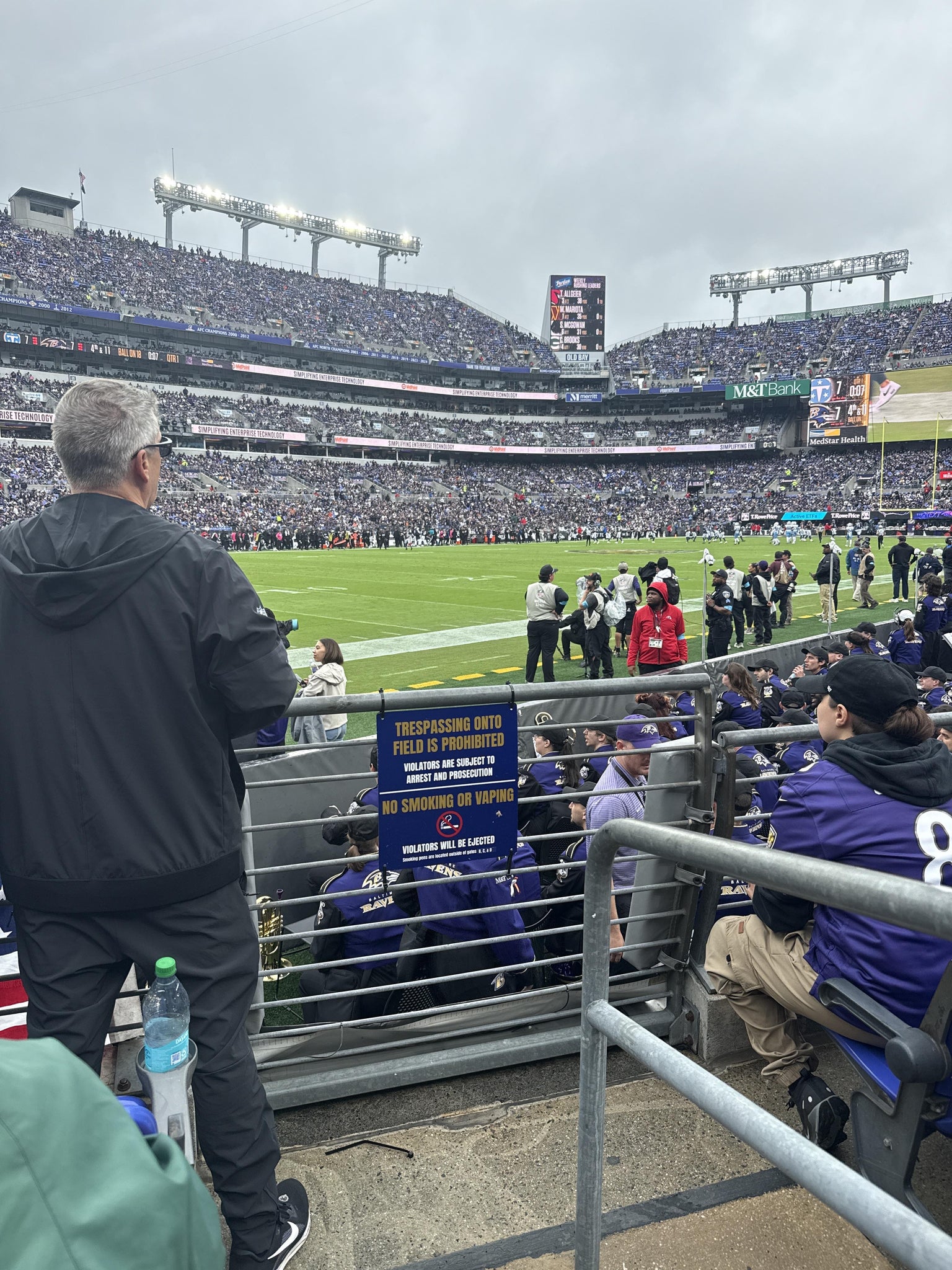 Vue réelle des fans prise de la Section 107 au site M&T Bank Stadium par Jimmy J