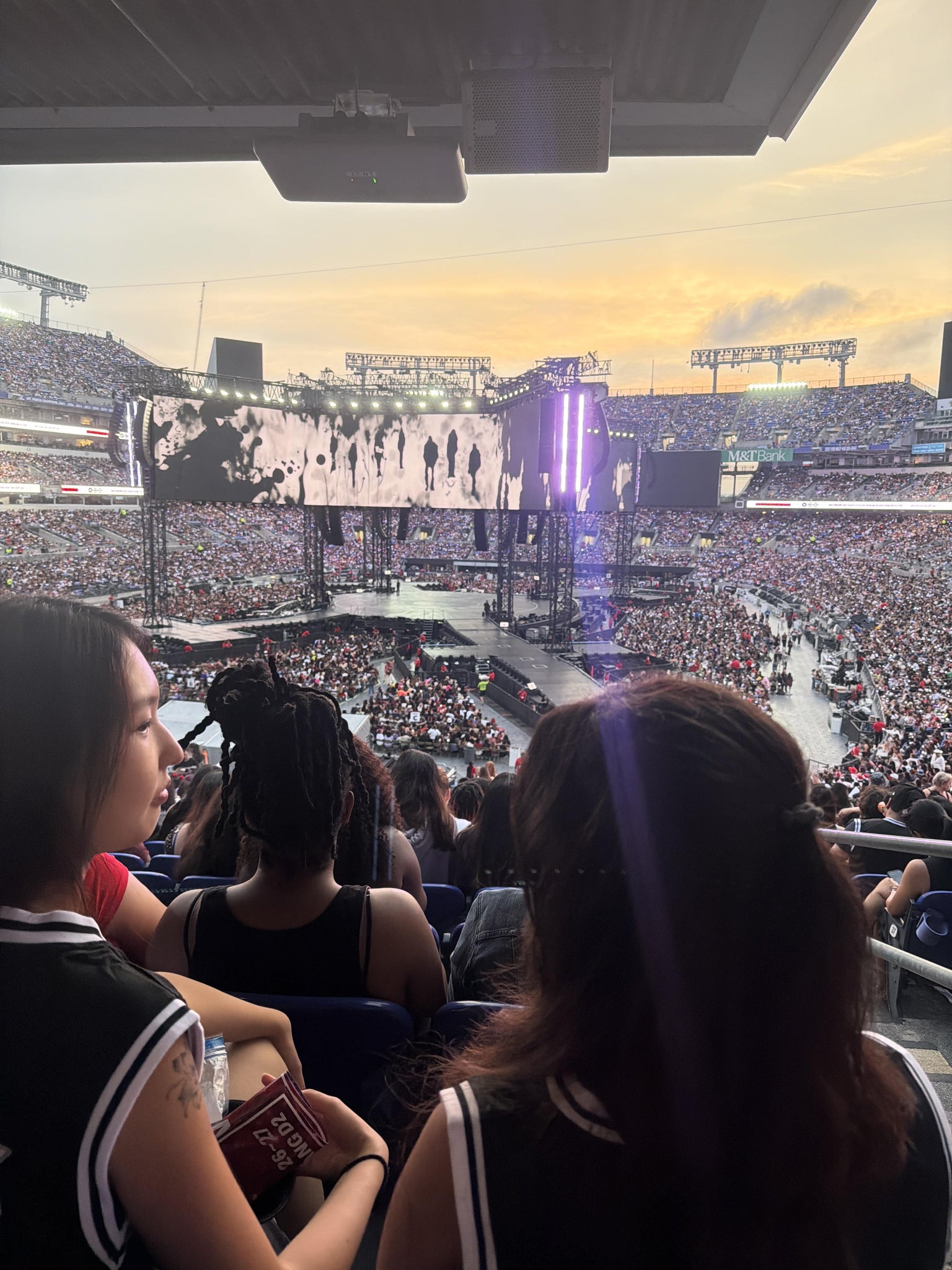 Vue réelle des fans prise de la Section 111 au site M&T Bank Stadium par Boebin P