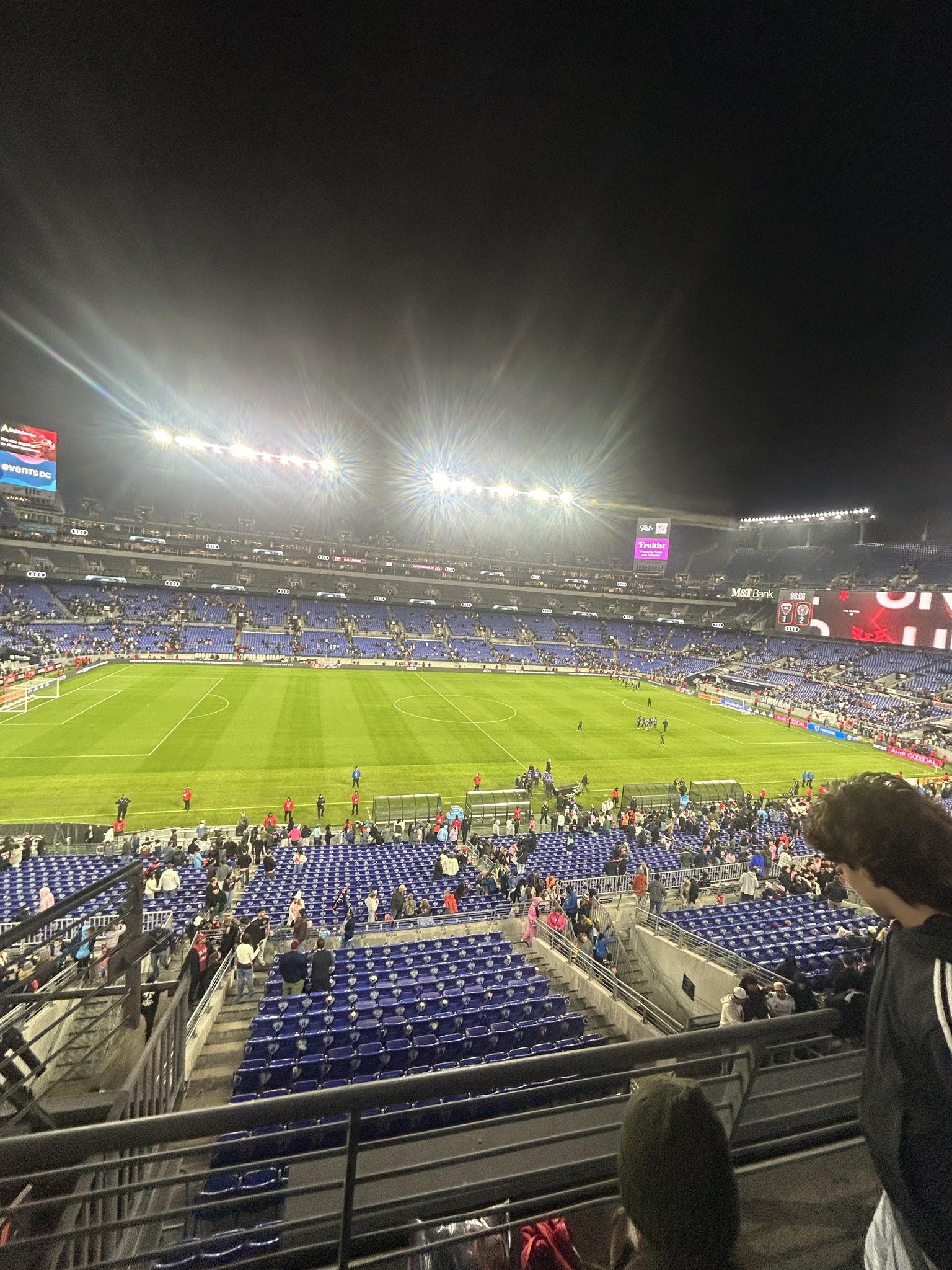 Vue réelle des fans prise de la Section 228 au site M&T Bank Stadium par Jayden M