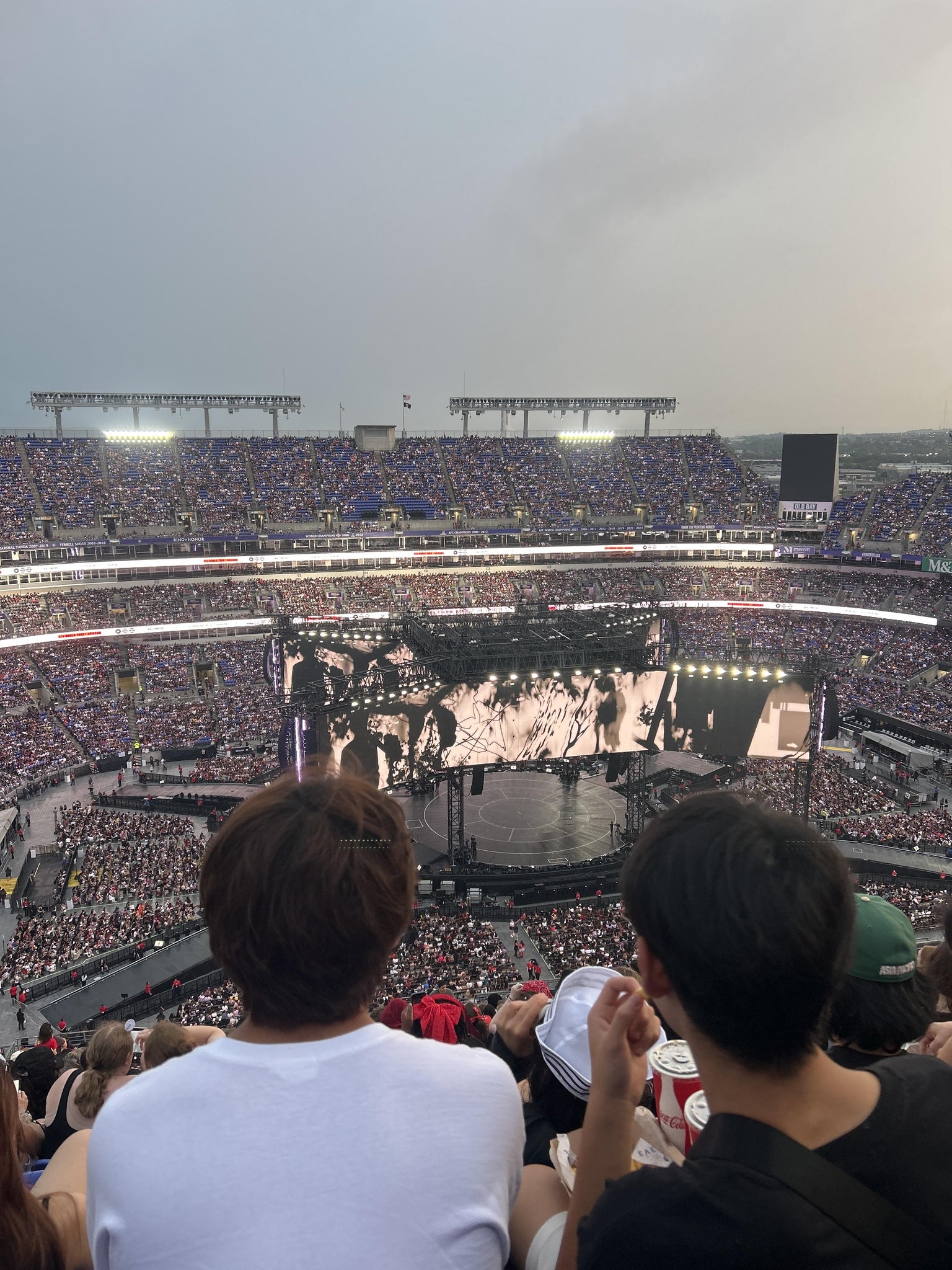 Vue réelle des fans prise de la Section 502 au site M&T Bank Stadium par Kiara B