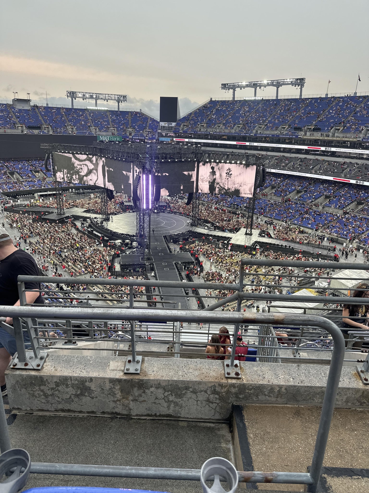 Vue réelle des fans prise de la Section 519 au site M&T Bank Stadium par Kayla G