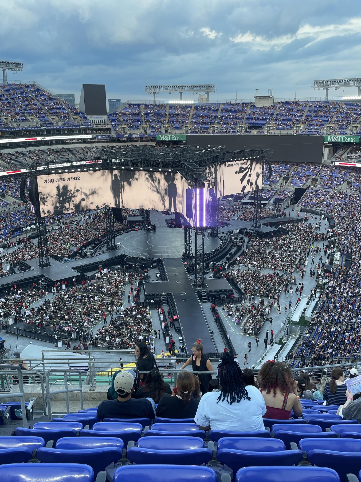 Vue réelle des fans prise de la Section 536 au site M&T Bank Stadium par Brenda M