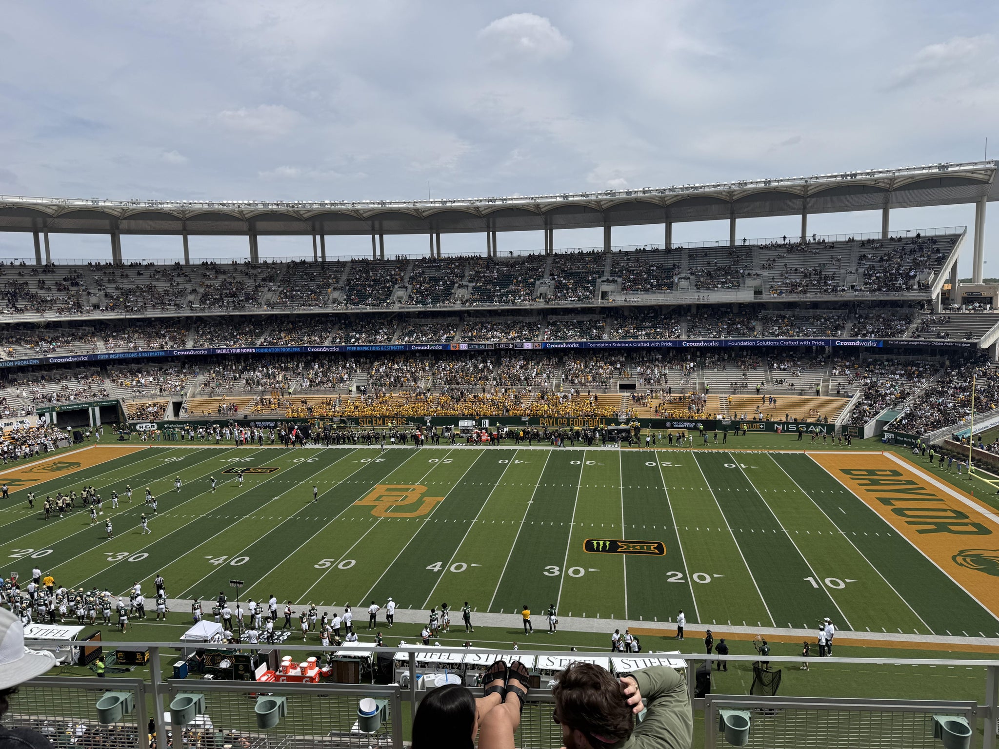 Vue réelle des fans prise de la Section 304 au site McLane Stadium par Javier D