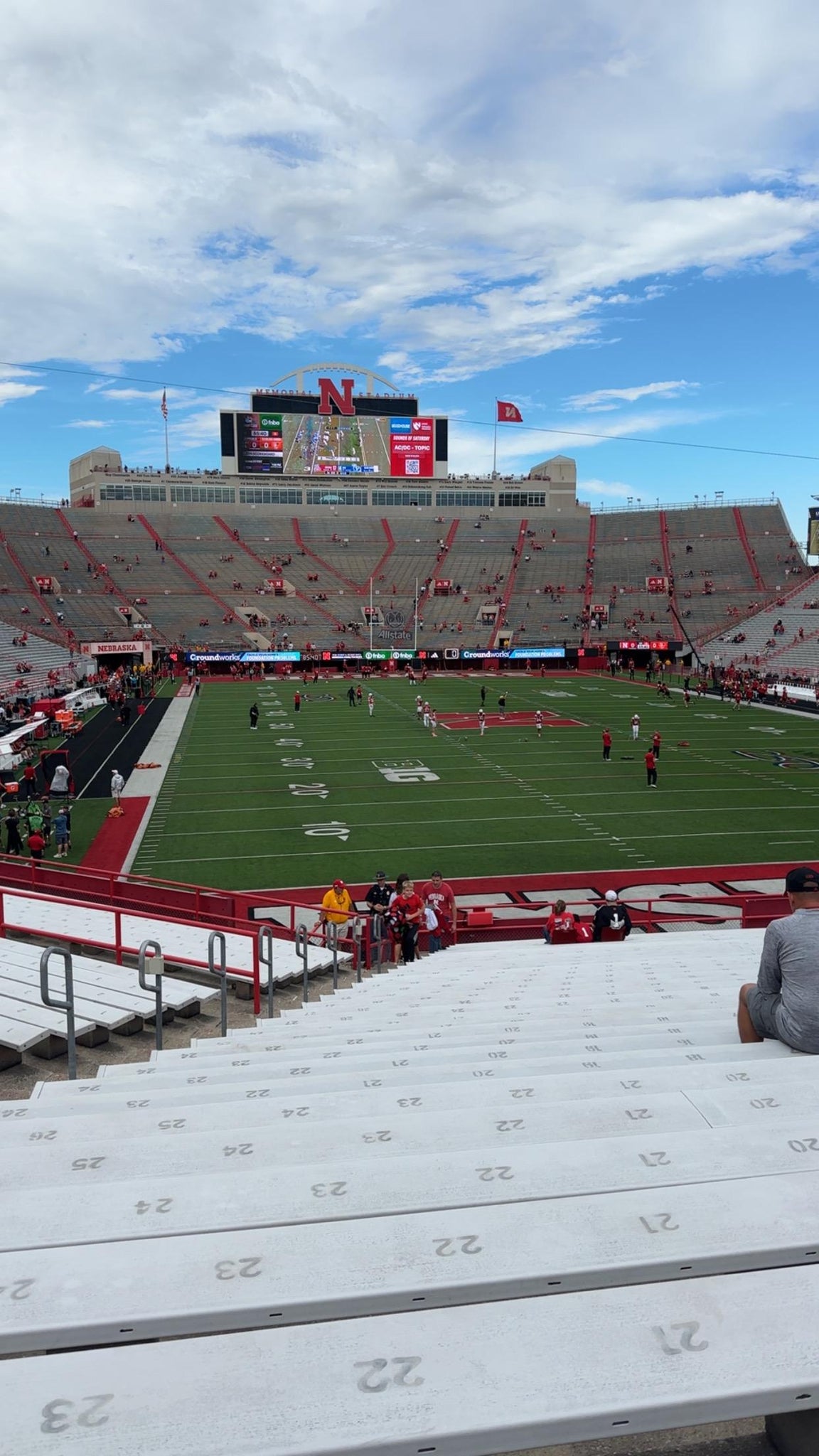 Vue réelle des fans prise de la Section 17 au site Memorial Stadium Nebraska par Jeremy D