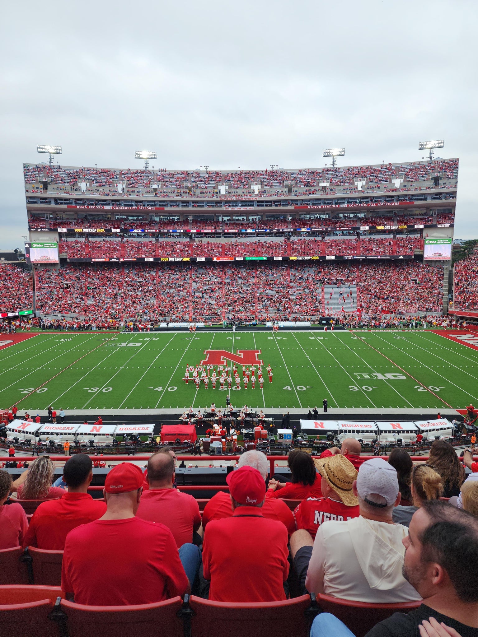 Vue réelle des fans prise de la Section 226 au site Memorial Stadium Nebraska par Jason B