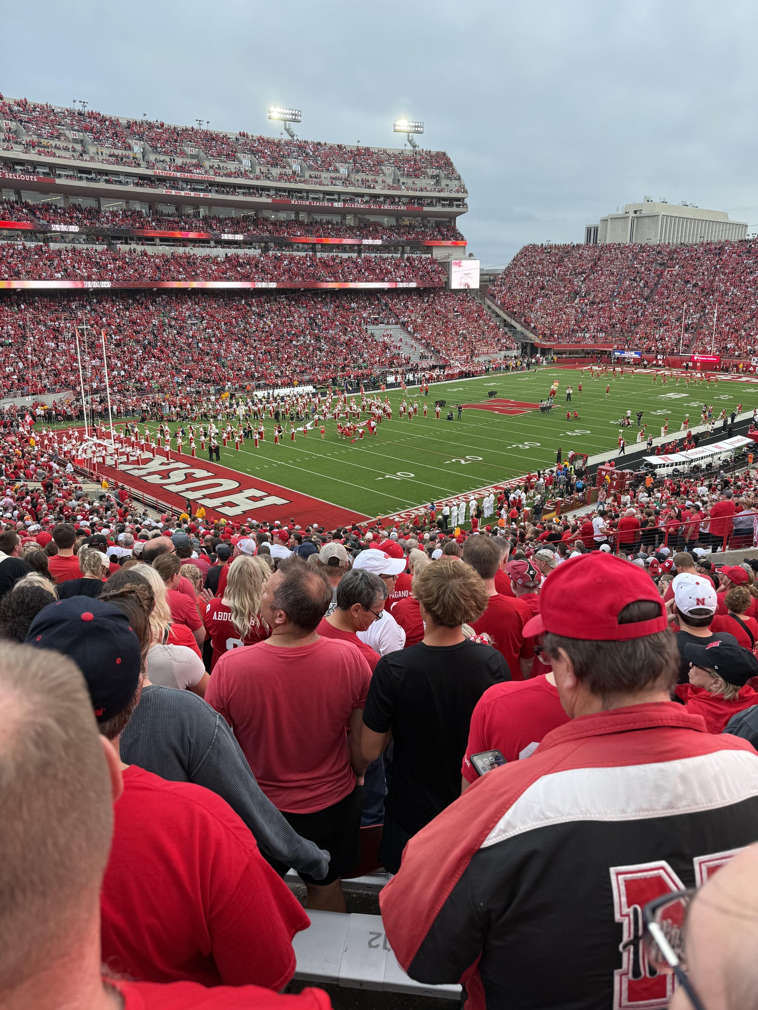 Vue réelle des fans prise de la Section 32 au site Memorial Stadium Nebraska par Tiffany H