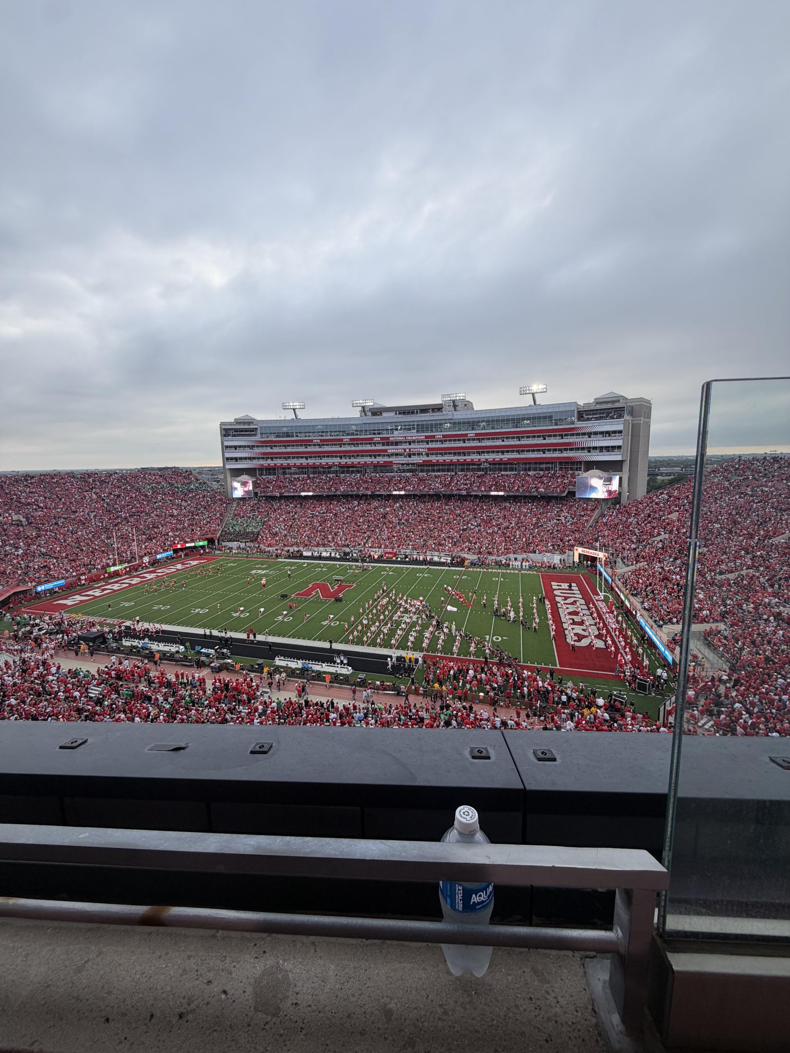 Vue réelle des fans prise de la Section 404 au site Memorial Stadium Nebraska par Jace P
