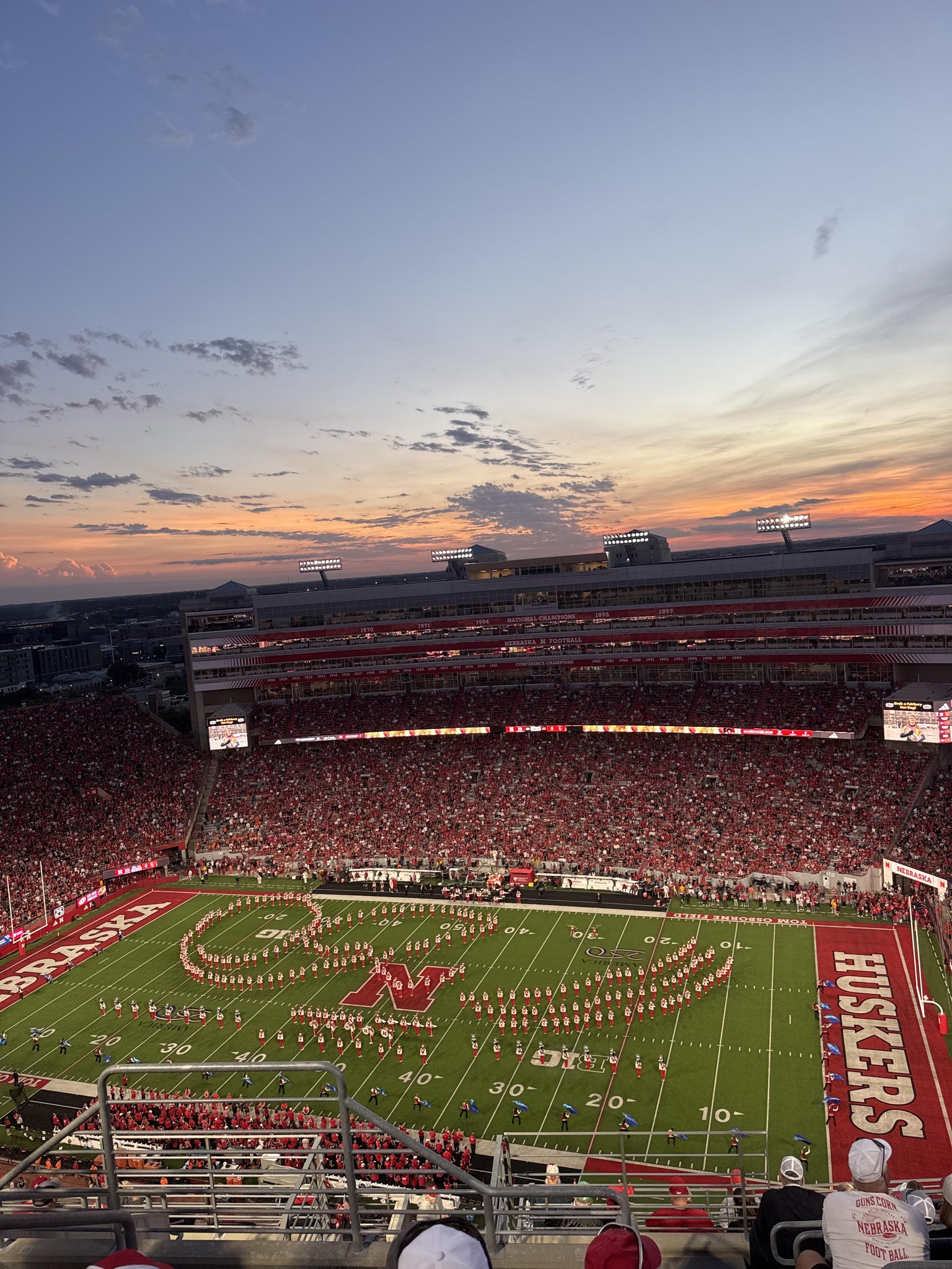 Vue réelle des fans prise de la Section 603 au site Memorial Stadium Nebraska par Matthew W