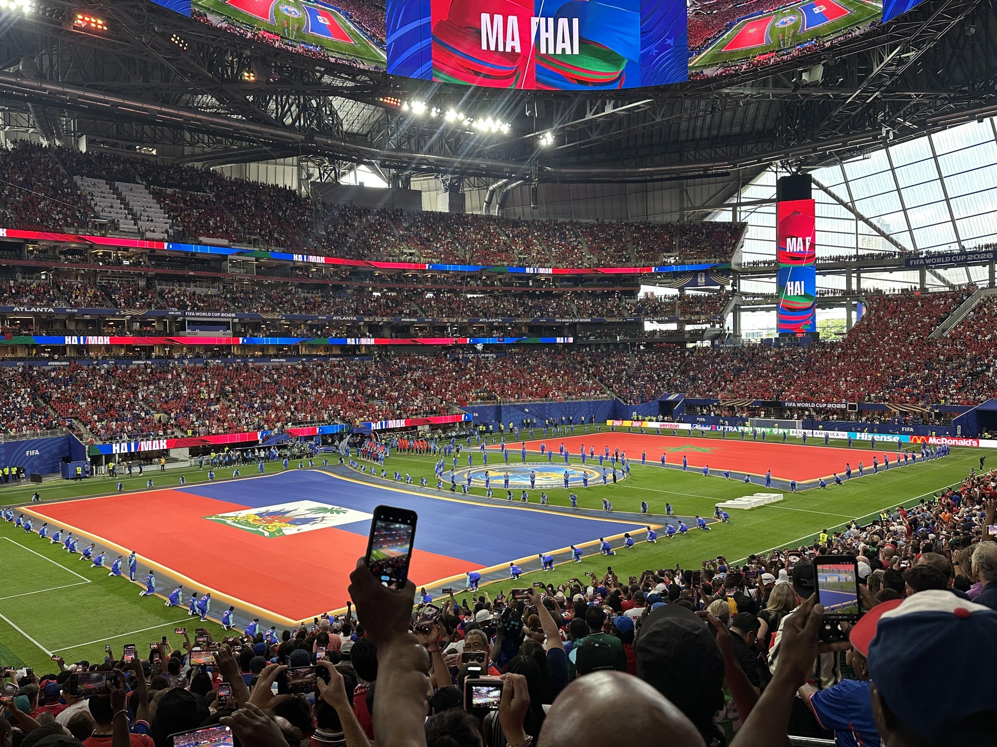 Vue réelle des fans prise de la Section 115 au site Mercedes-Benz Stadium par Nadia Z