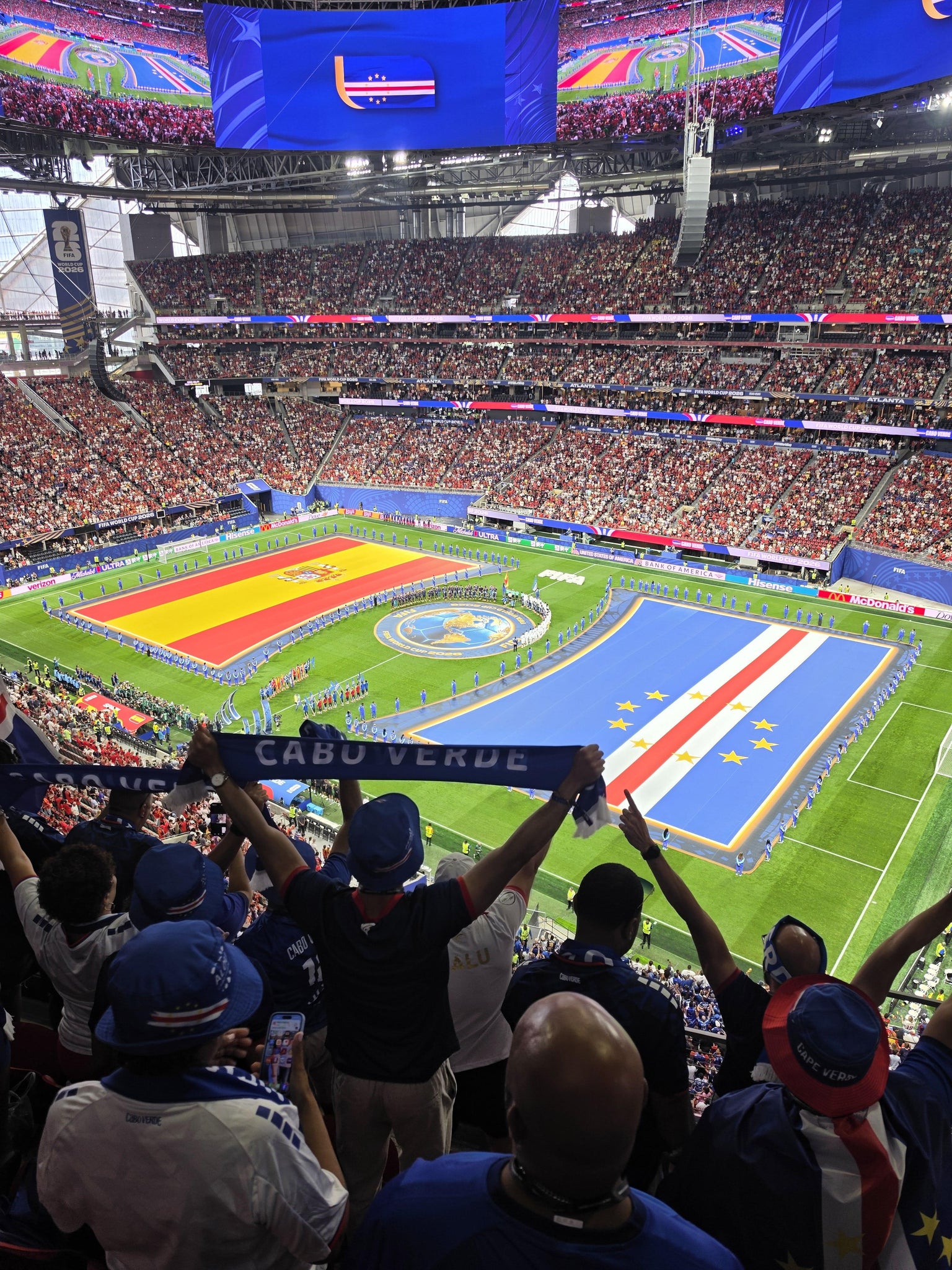 Real Fan View taken from Section 333 at Mercedes-Benz Stadium by Jacinto P