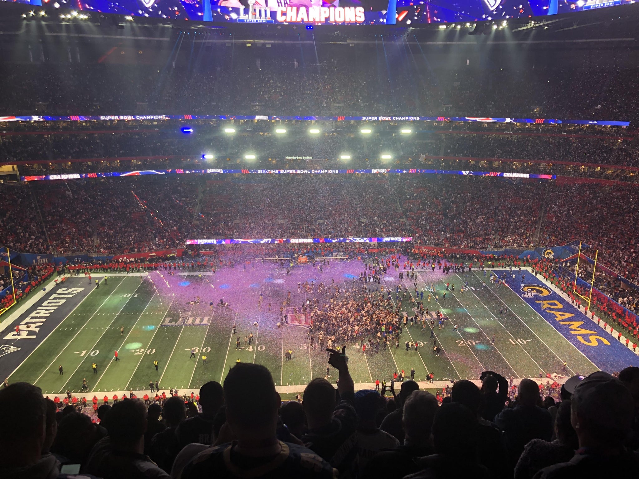Vue réelle des fans prise de la Section 340 au site Mercedes-Benz Stadium par Steve R