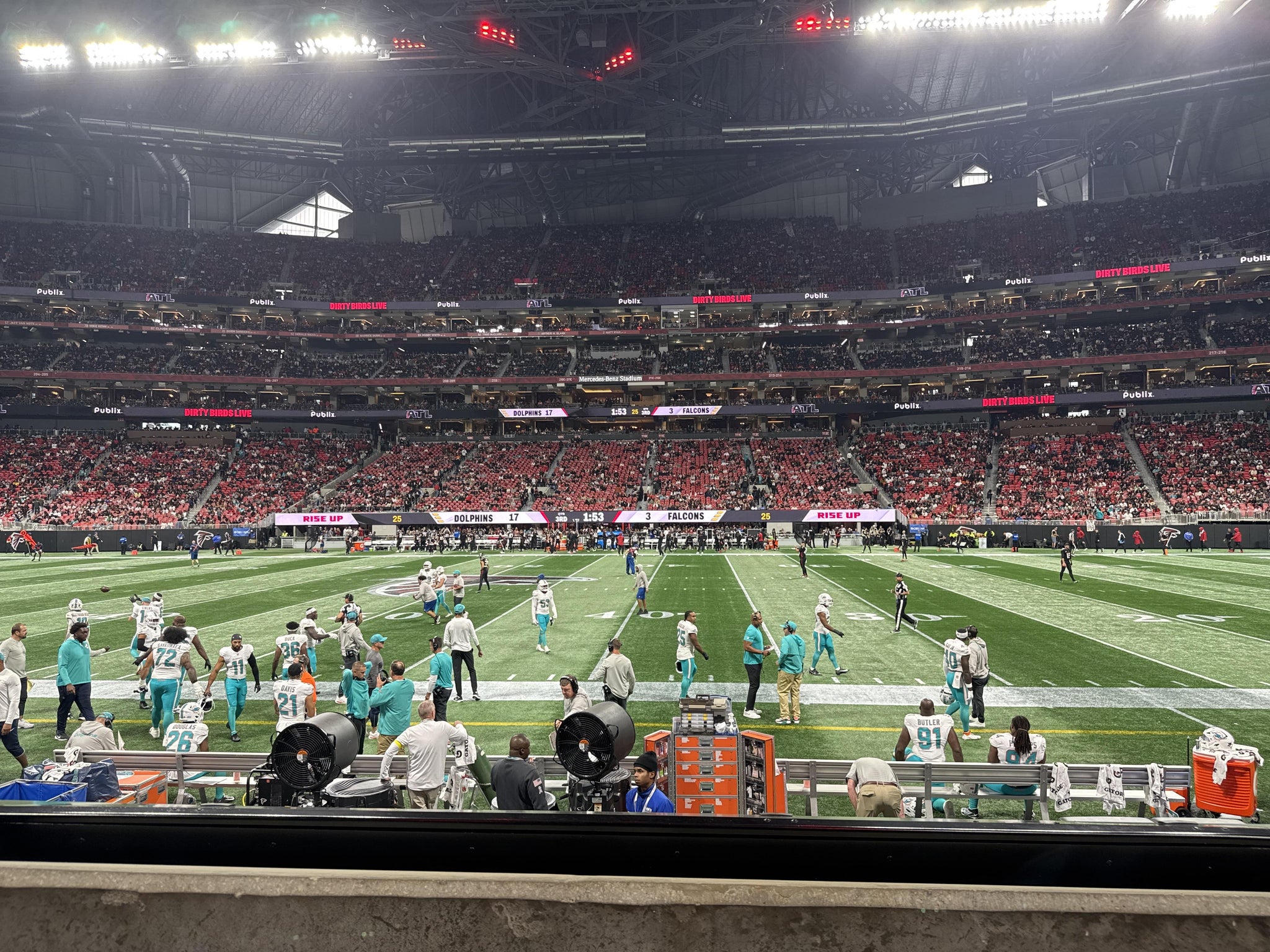 Vue réelle des fans prise de la Club 127 au site Mercedes-Benz Stadium par Natalie L