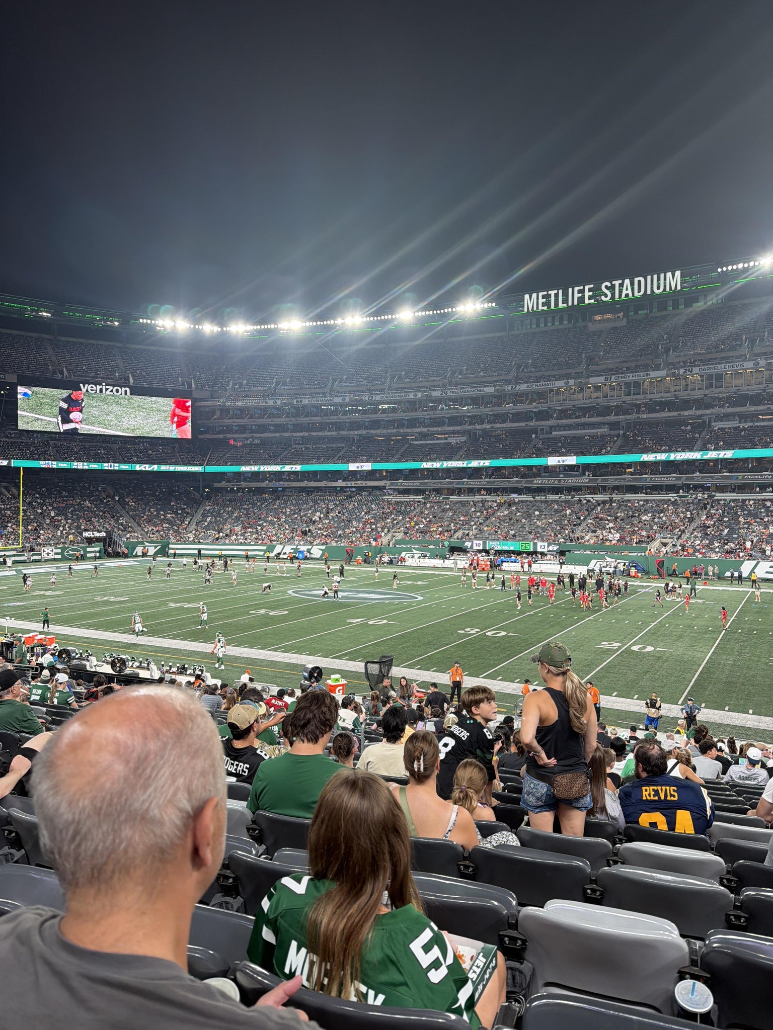 Vue réelle des fans prise de la Section 110 au site MetLife Stadium par Jason O
