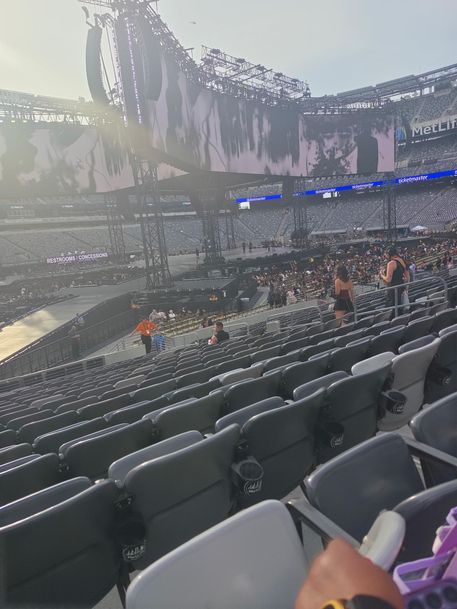 Real Fan View taken from Section 117 at MetLife Stadium by Anetra A