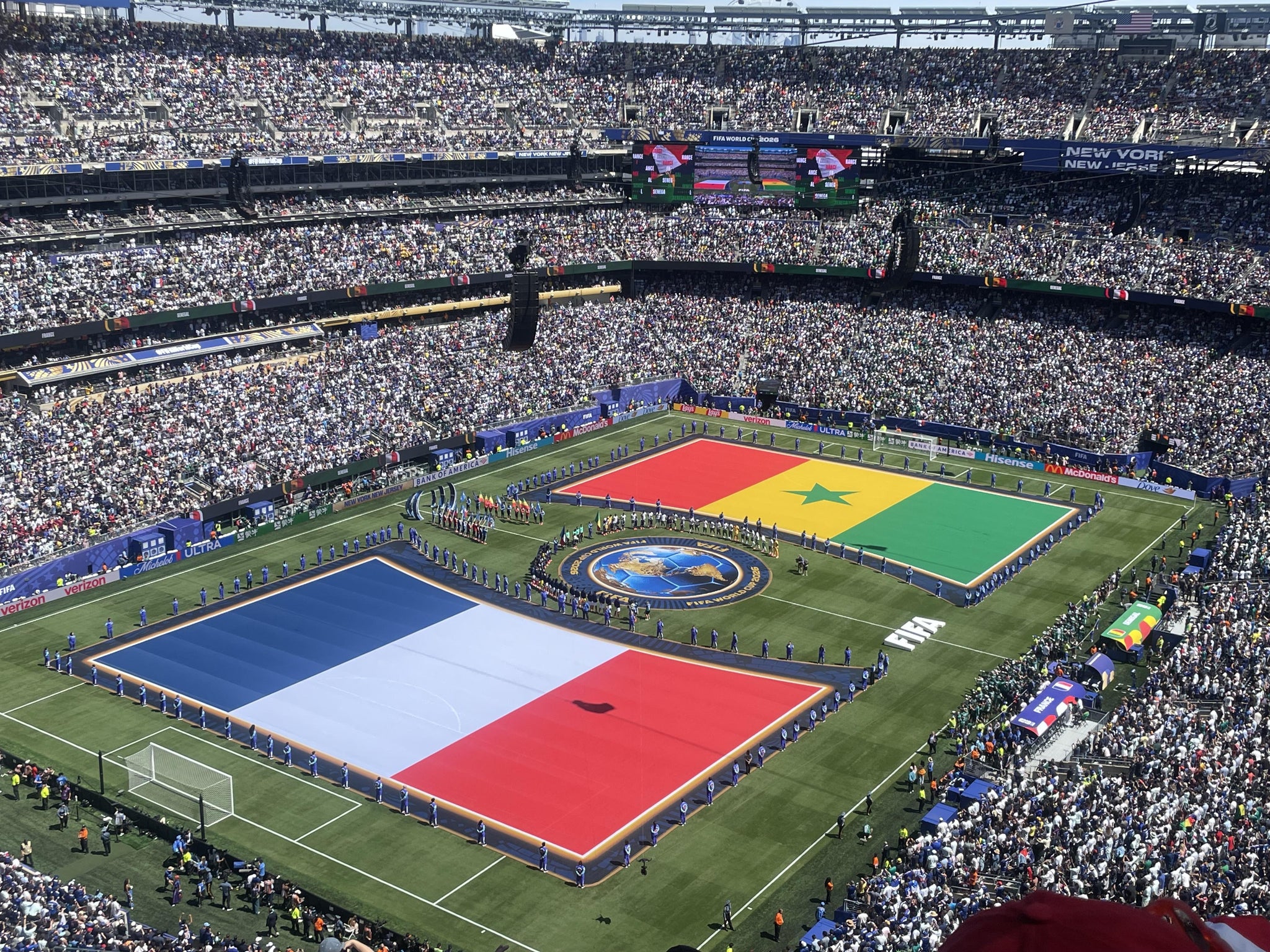 Vue réelle des fans prise de la Section 346 au site MetLife Stadium par Joshua E