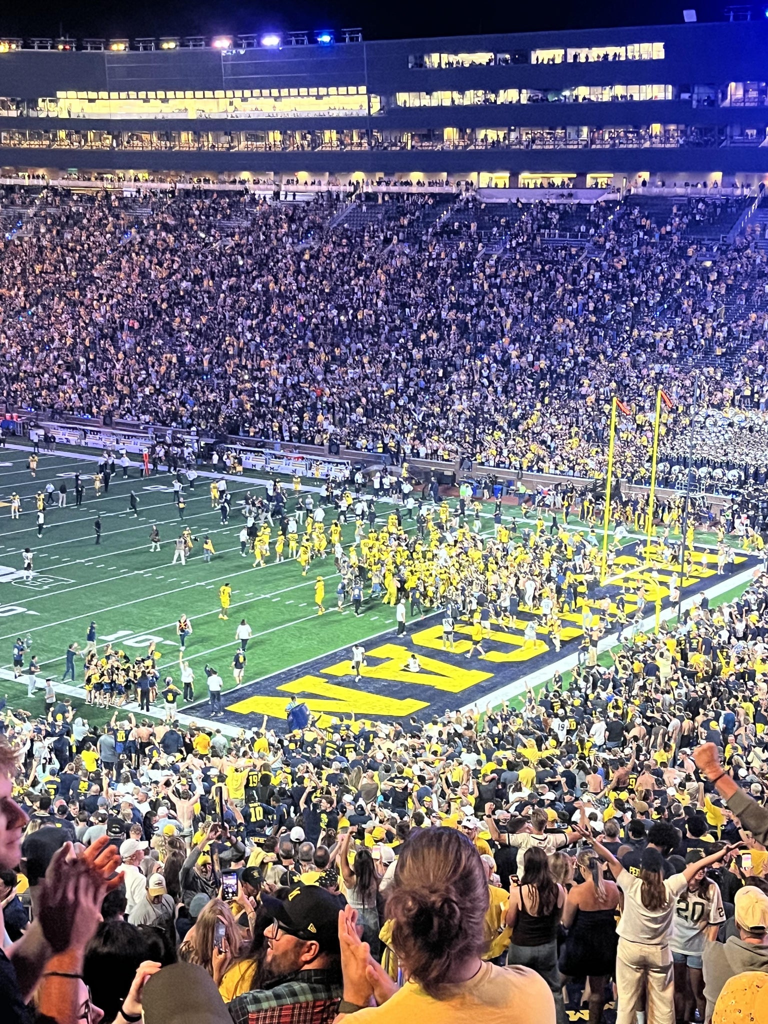 Real Fan View taken from Section 39 at Michigan Stadium by Bart F