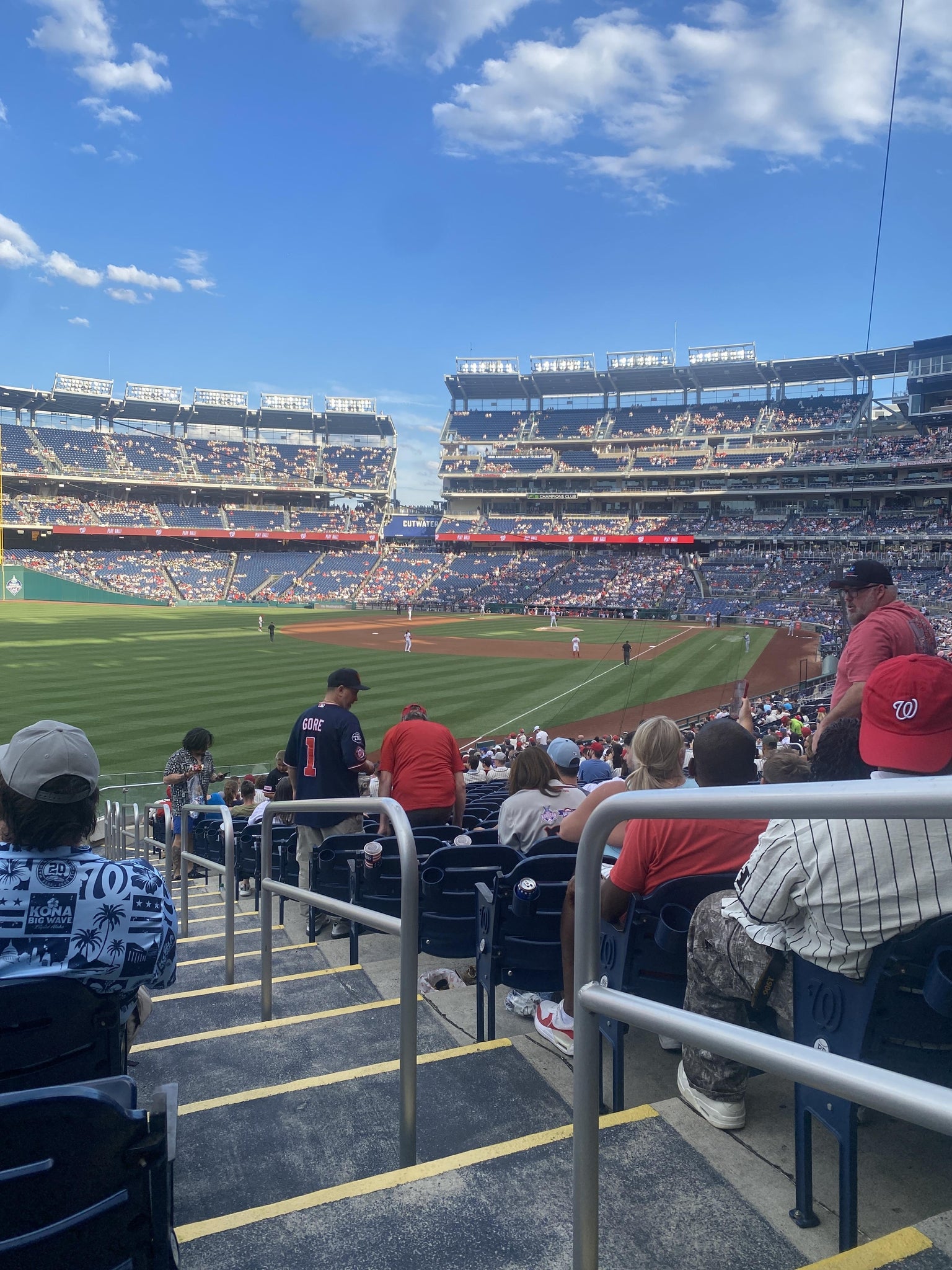 Vue réelle des fans prise de la Section 107 au site Nationals Park par Anonymous User