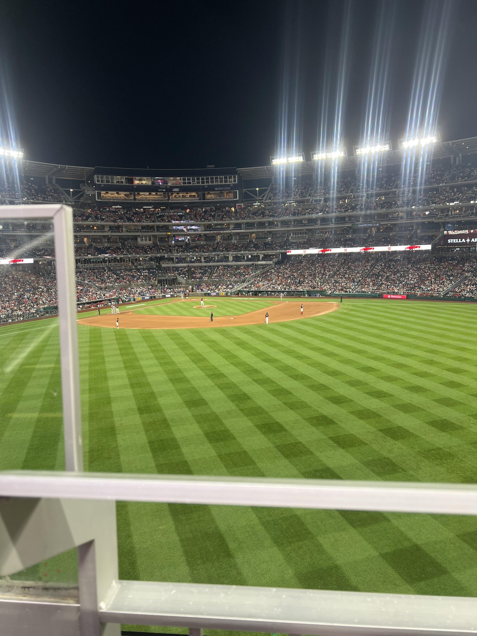 Vue réelle des fans prise de la Section 243 au site Nationals Park par Jalen C