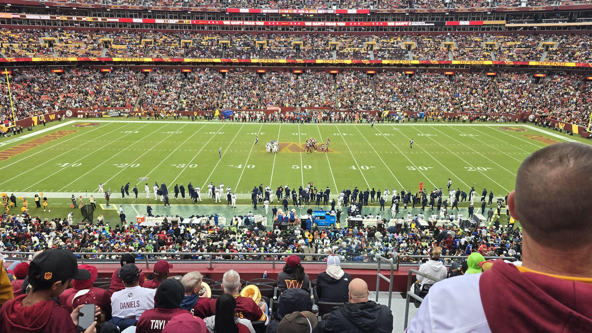 Vue réelle des fans prise de la Section 322 au site Northwest Stadium par Tyler C