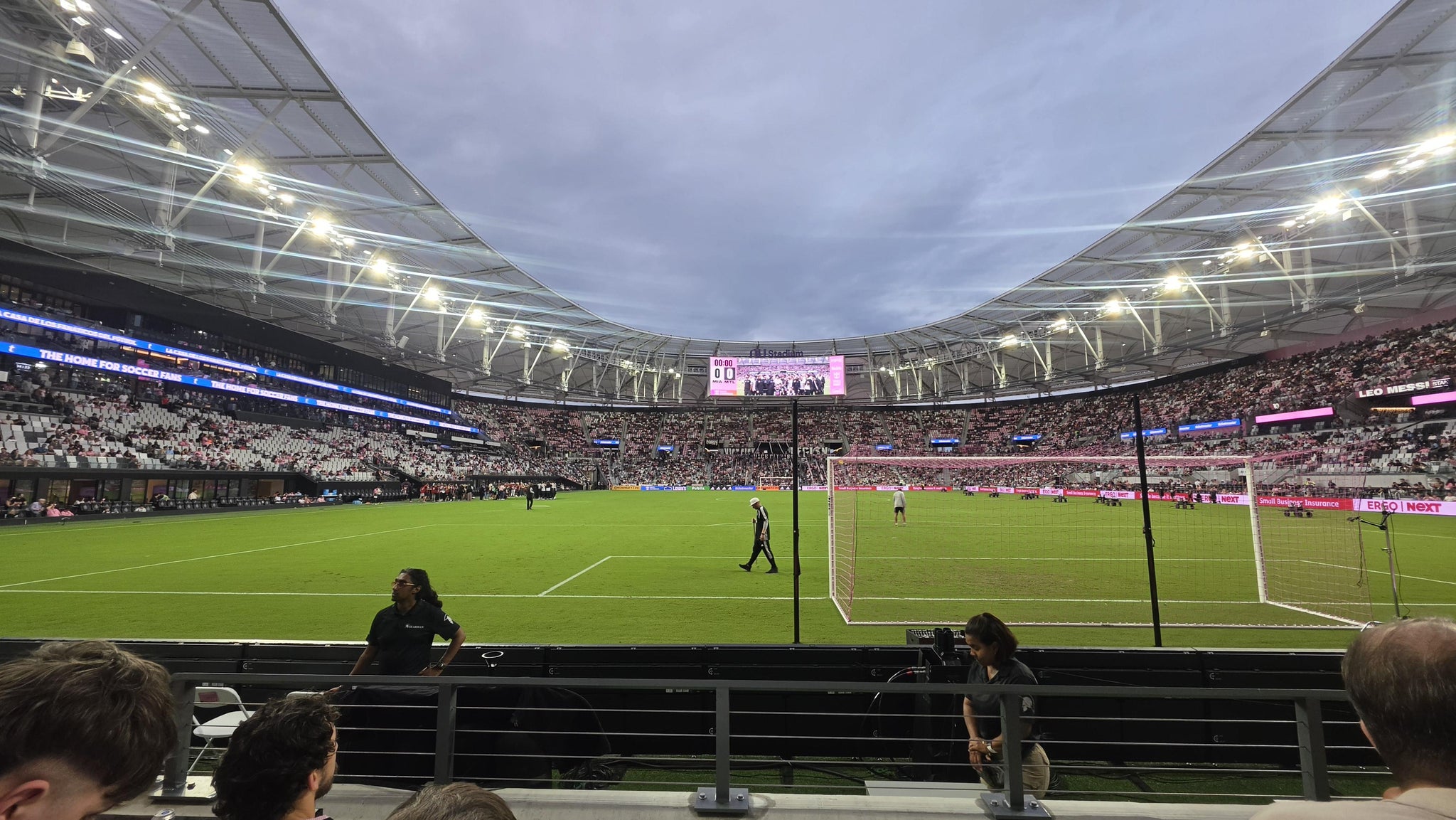 Vue réelle des fans prise de la Section 107 au site Nu Stadium par Brian T