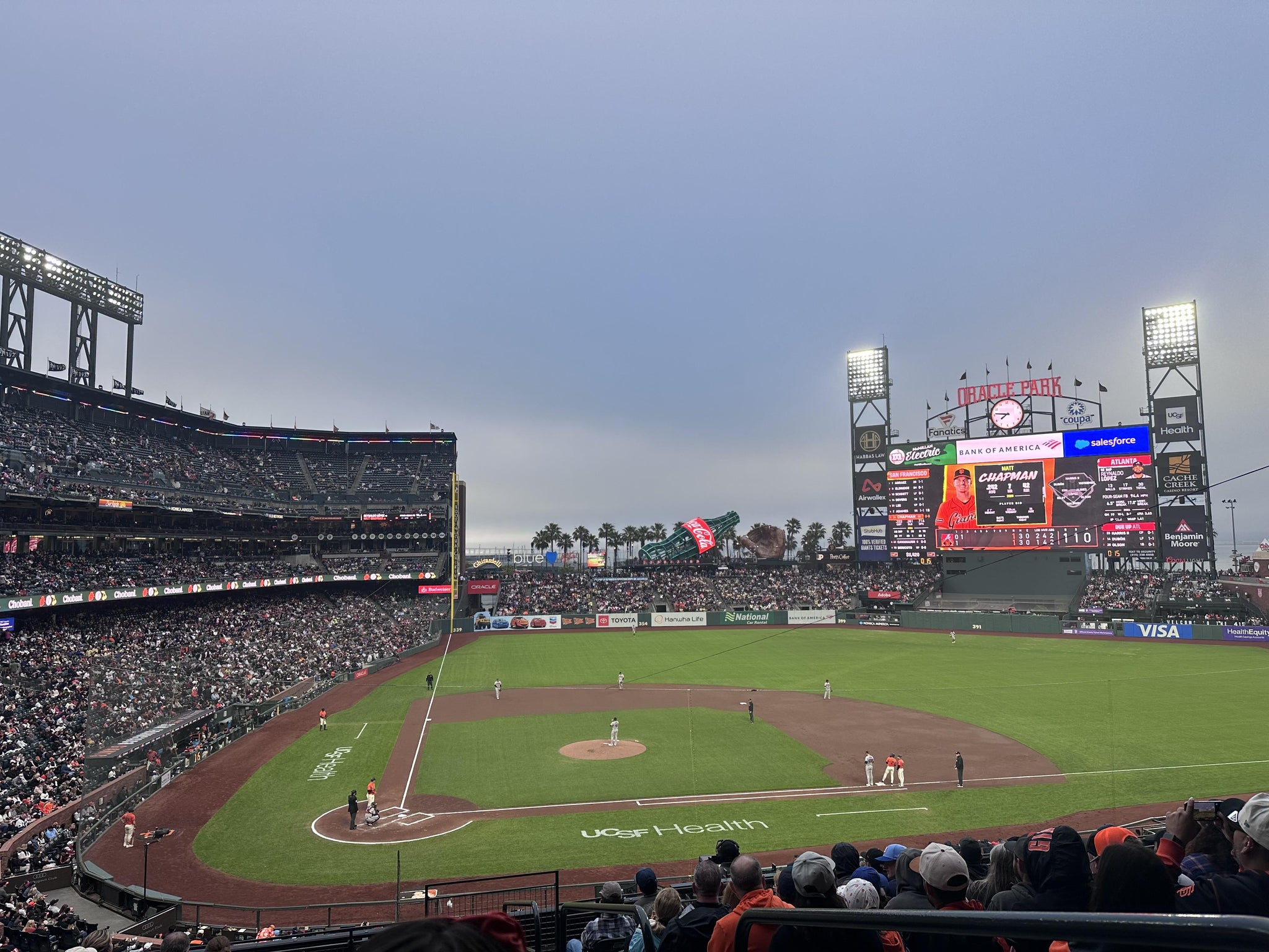 Vue réelle des fans prise de la Club Level 211 au site Oracle Park par Gregorio T