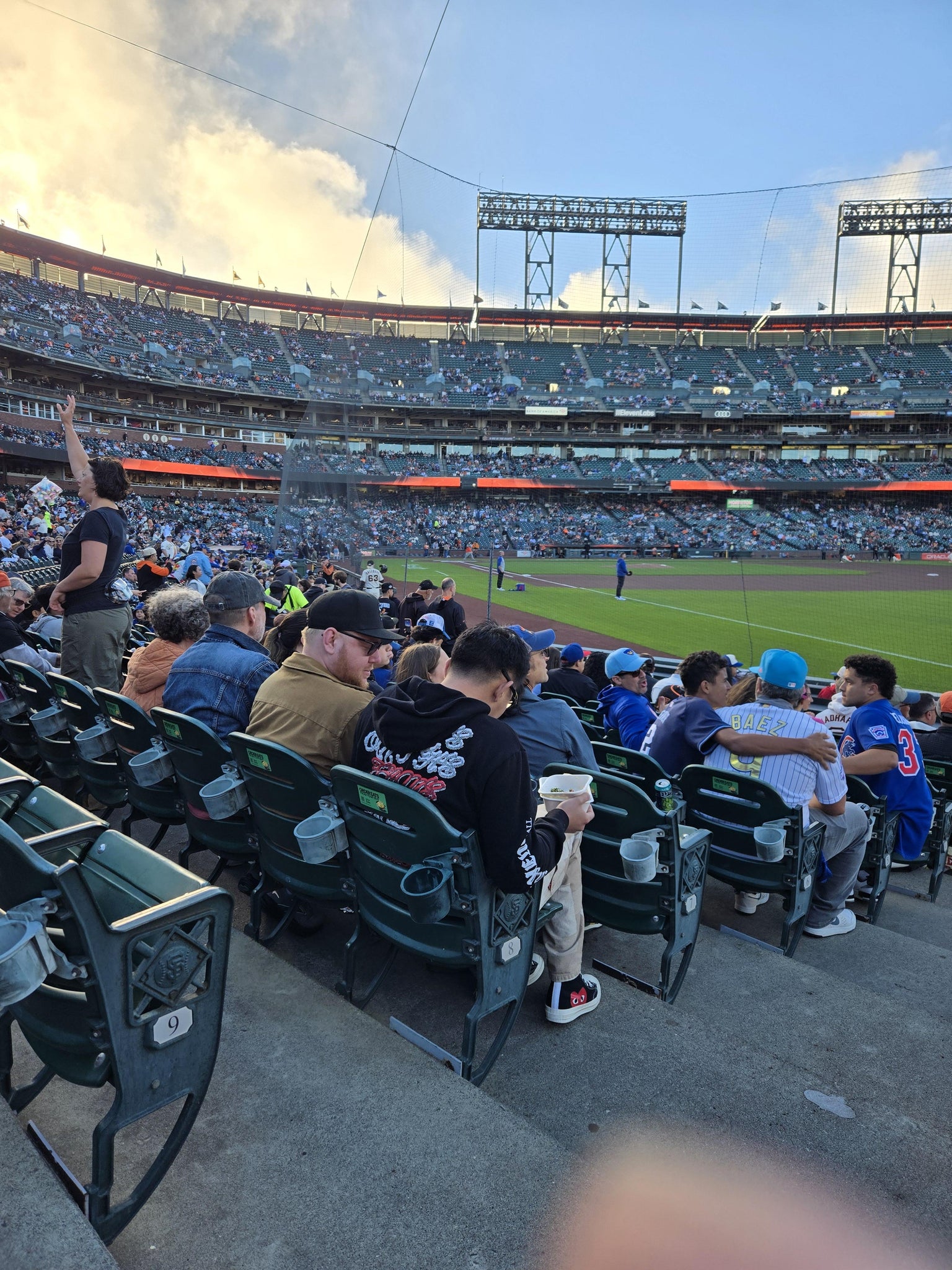 Vue réelle des fans prise de la Lower Box 101 au site Oracle Park par David K