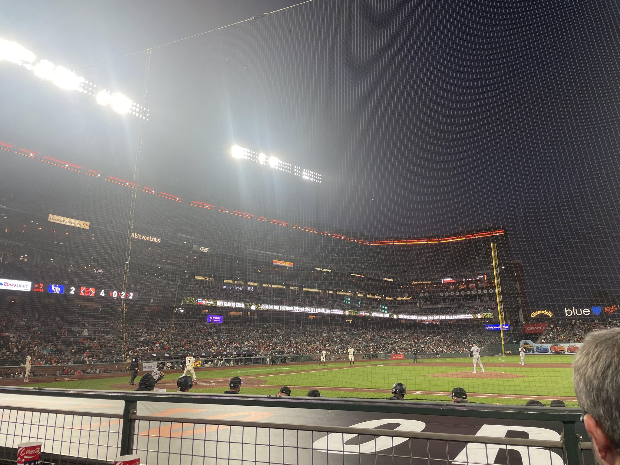 Vue réelle des fans prise de la Premium Field Club 108 au site Oracle Park par Caleb R