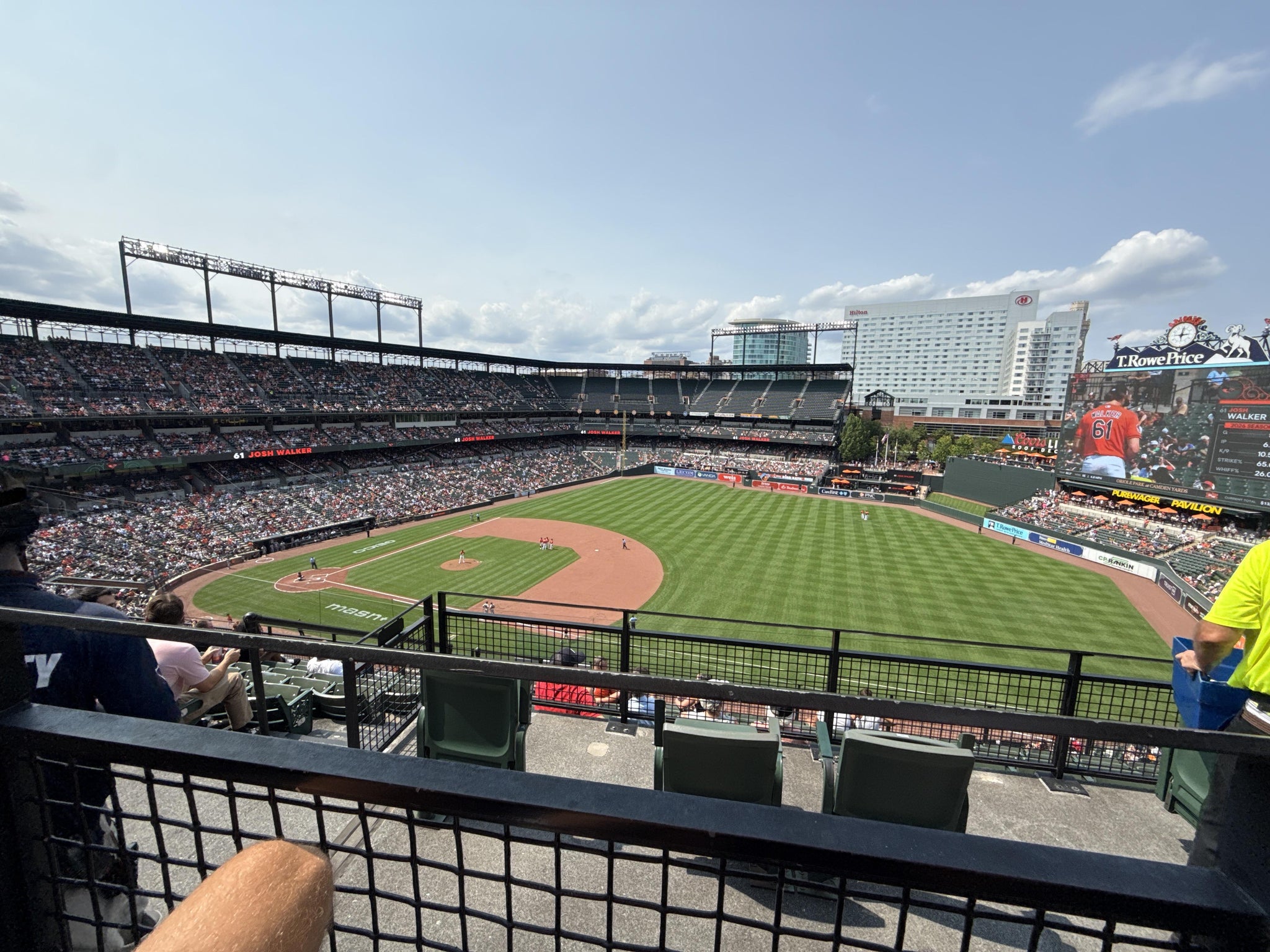 Vue réelle des fans prise de la Section 312 au site Oriole Park at Camden Yards par Ella S