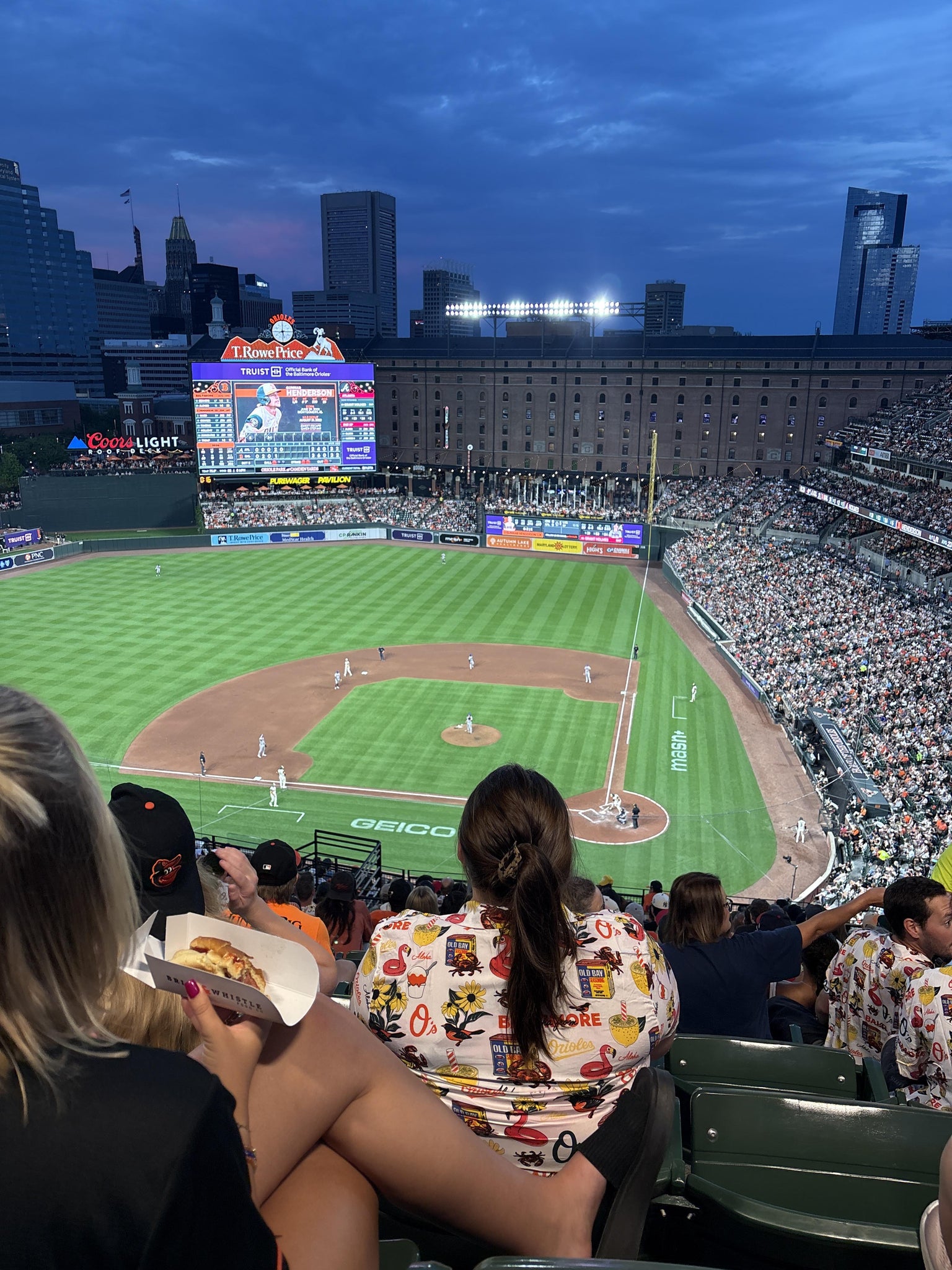 Vue réelle des fans prise de la Section 346 au site Oriole Park at Camden Yards par Zachary I