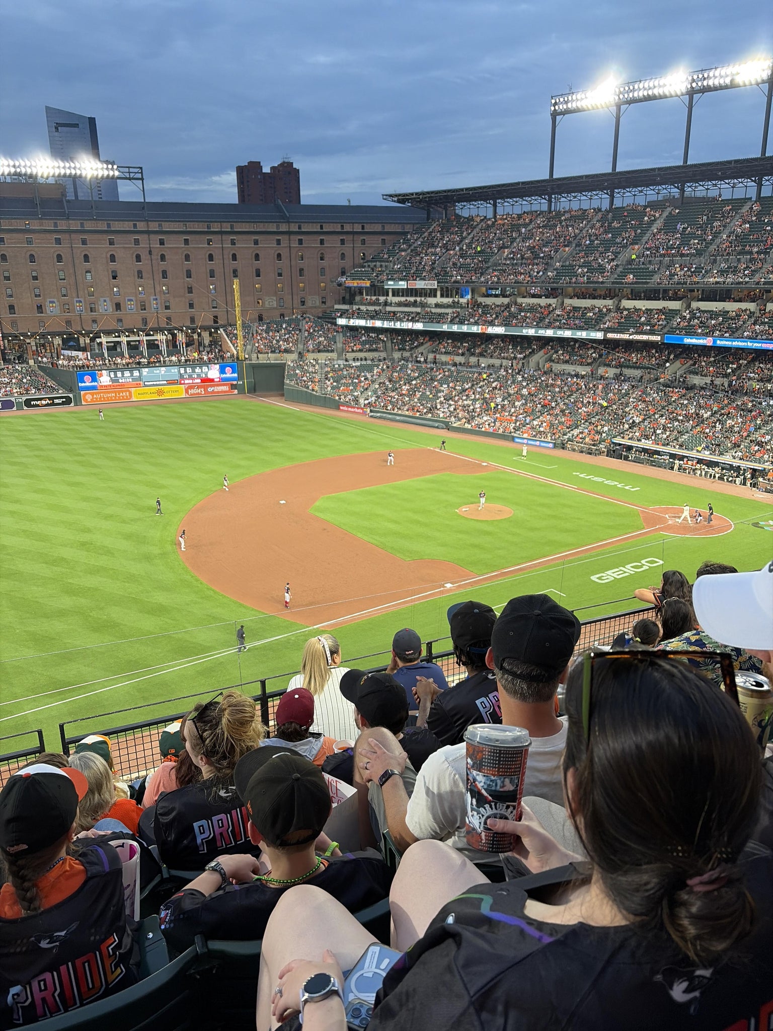 Vue réelle des fans prise de la Section 360 au site Oriole Park at Camden Yards par Alex Y