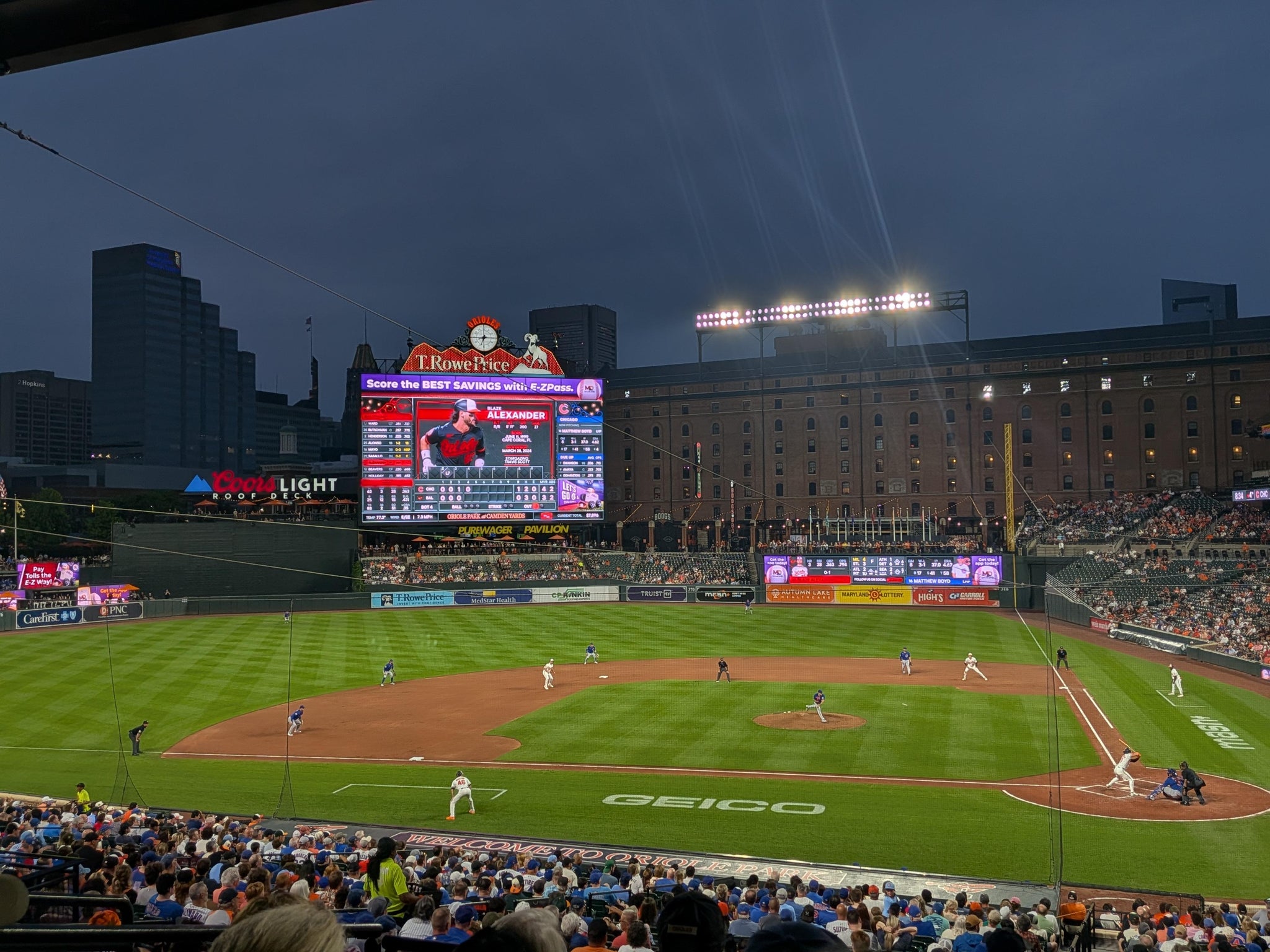 Vue réelle des fans prise de la Section 47 au site Oriole Park at Camden Yards par Austin B