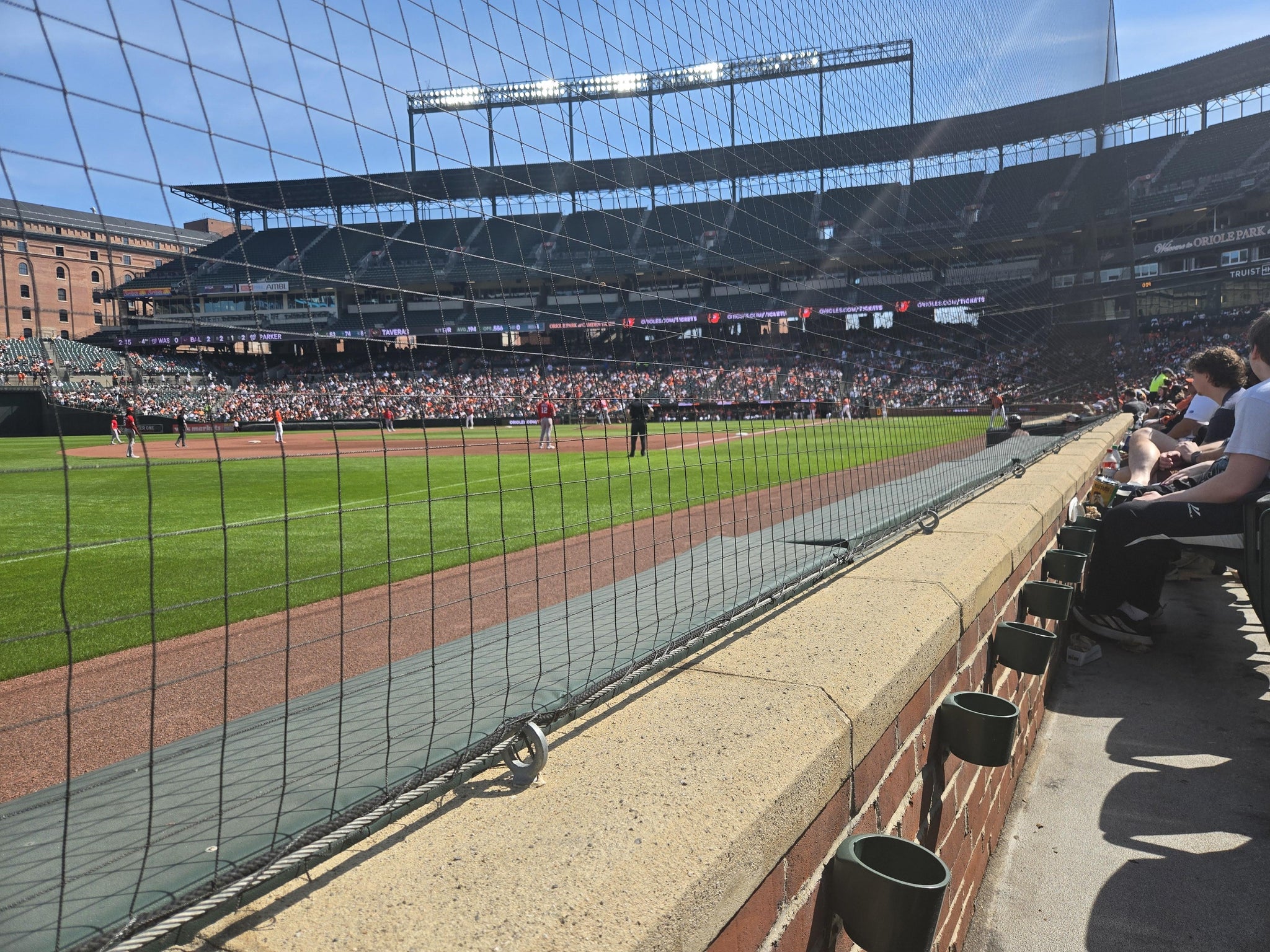Vue réelle des fans prise de la Section 62 au site Oriole Park at Camden Yards par Josh B
