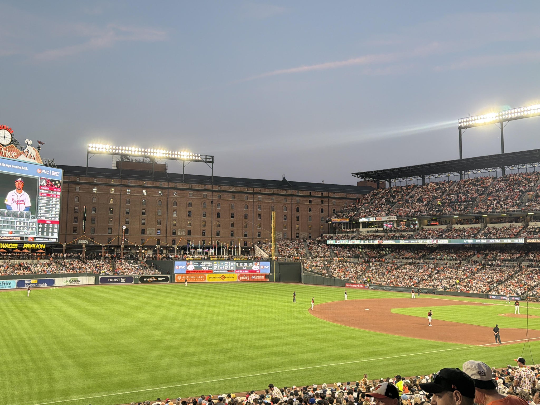 Vue réelle des fans prise de la Section 65 au site Oriole Park at Camden Yards par Daysha P