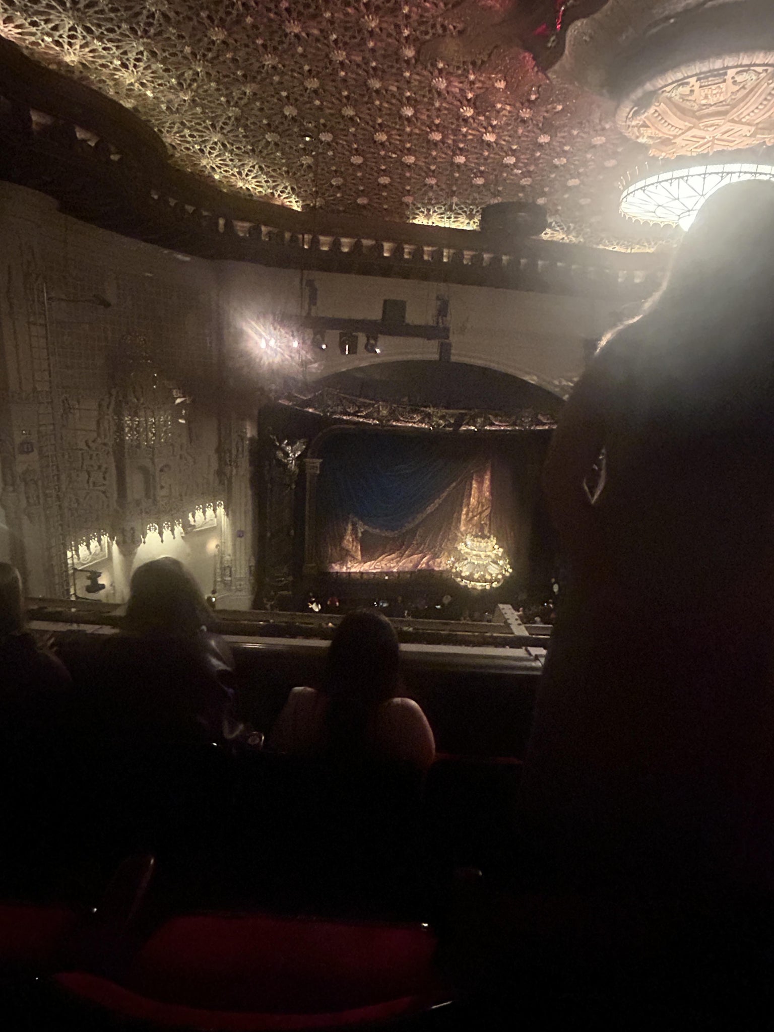 Vue réelle des fans prise de la Balcony au site Orpheum Theatre - San Francisco par Anonymous User