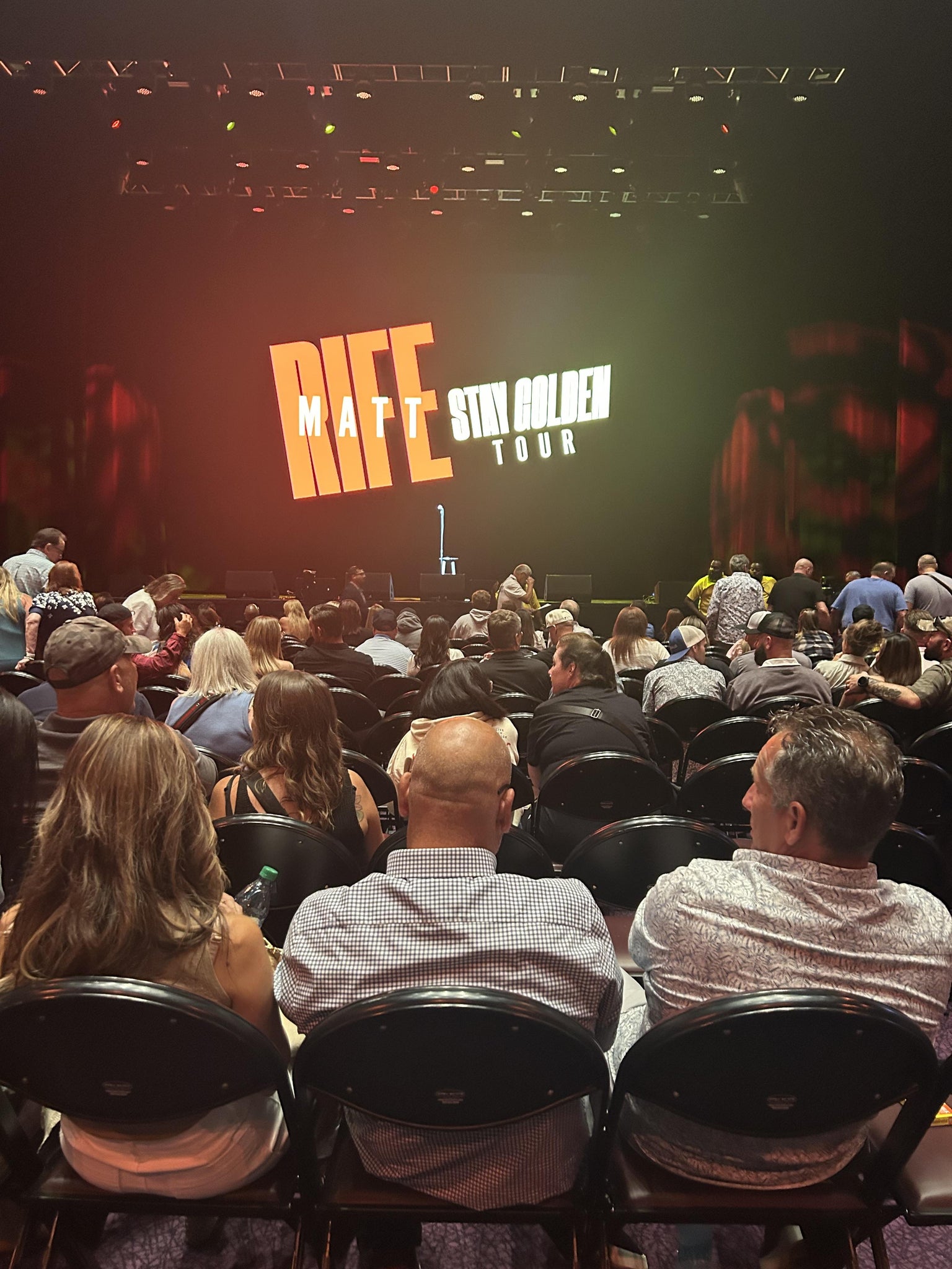 Vue réelle des fans prise de la Floor 2 au site Ovation Hall at Ocean Resort Casino par Danielle C