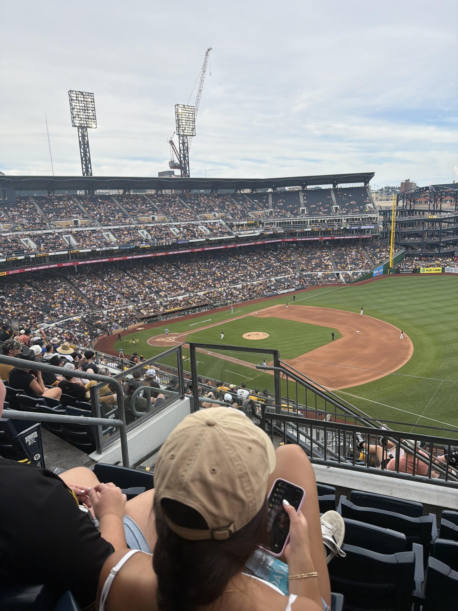 Vue réelle des fans prise de la Section 305 au site PNC Park par Tommy B