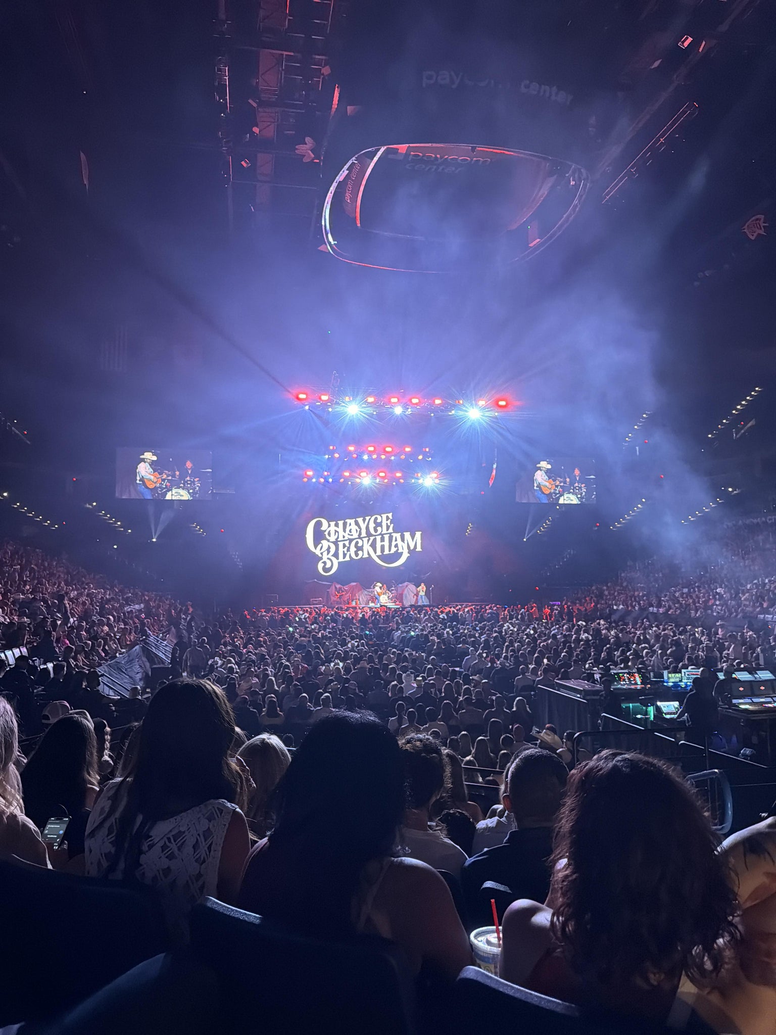 Vue réelle des fans prise de la Section 102 au site Paycom Center par Alisa S