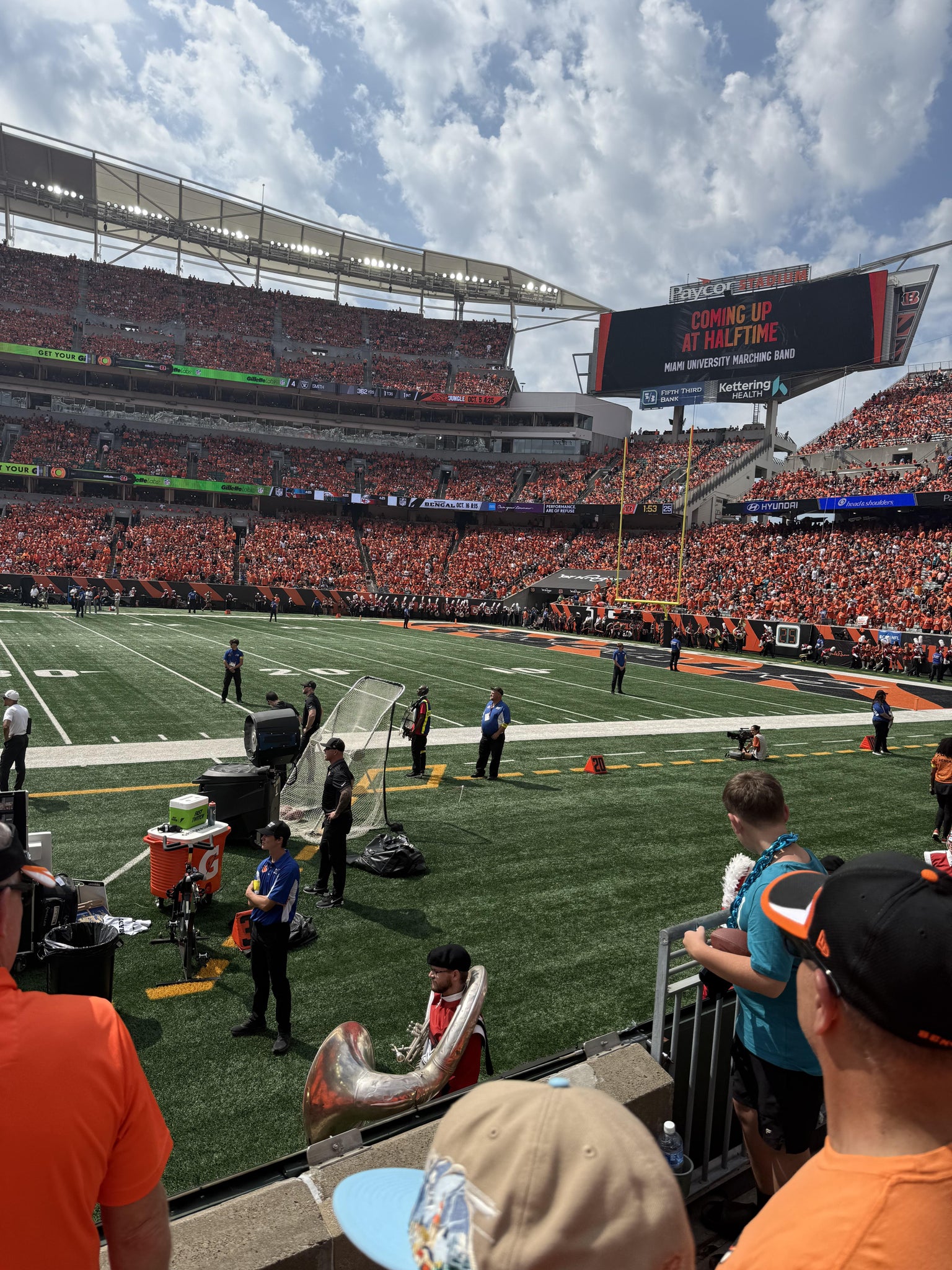 Vue réelle des fans prise de la Section 139 au site Paycor Stadium par Kristen B