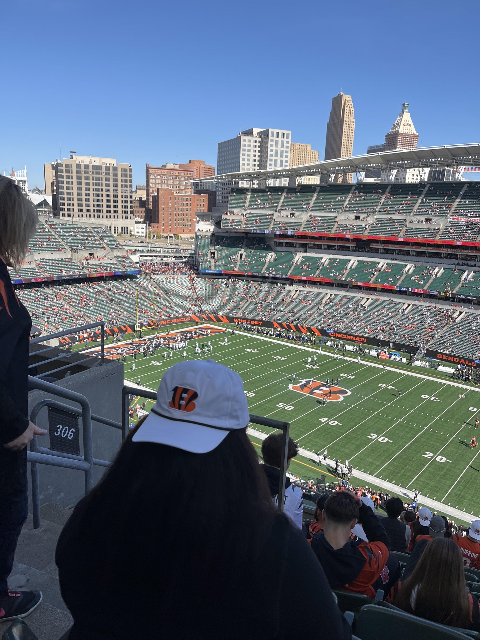 Vue réelle des fans prise de la Section 306 au site Paycor Stadium par Marissa A