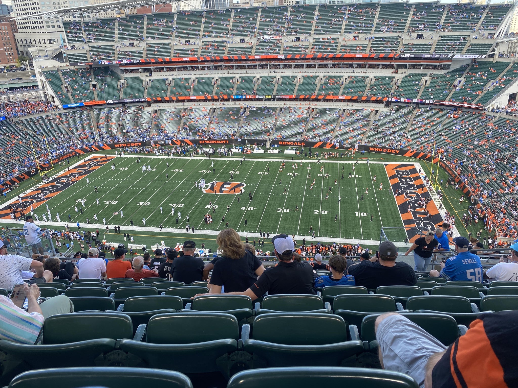 Vue réelle des fans prise de la Section 308 au site Paycor Stadium par Anonymous User