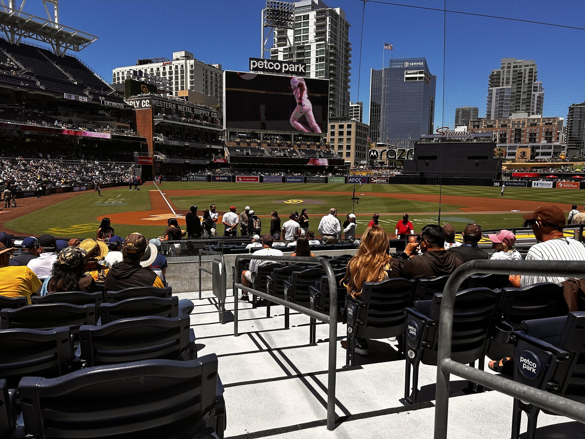 Vue réelle des fans prise de la Section 103 au site Petco Park par Timothy R