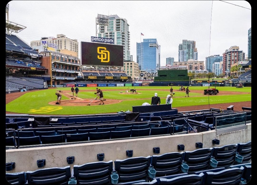 Vue réelle des fans prise de la Section 103 au site Petco Park par Ignacio D